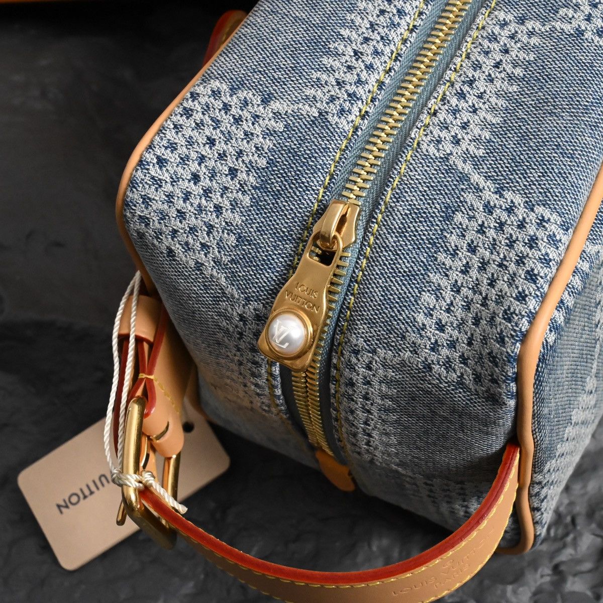 Louis Vuitton LOUIS VUITTON TROUSSE TOILETTE LOCKER DOPP KIT Size ONE SIZE - 6 Thumbnail