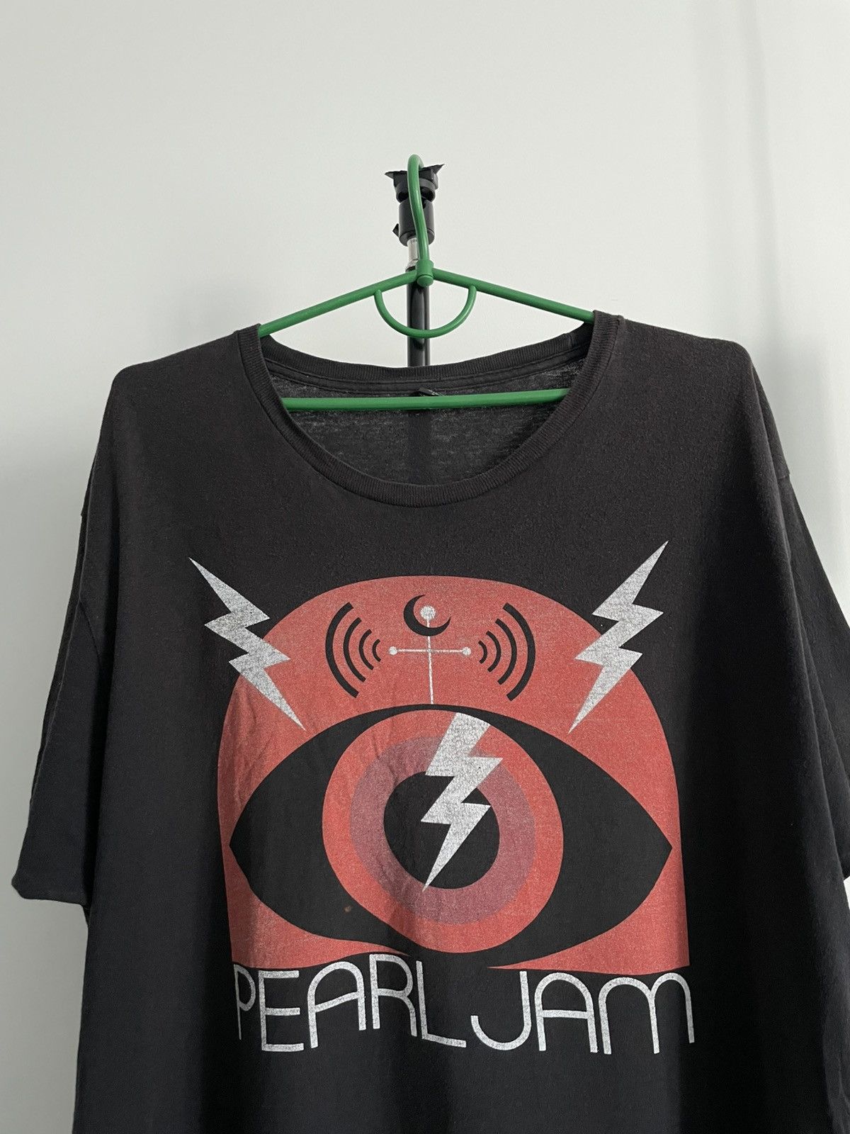 Band Tees Vintage Pearl Jam 00’s Black Band Tee T-Shirt RARE Size US XL / EU 56 / 4 - 2 Thumbnail