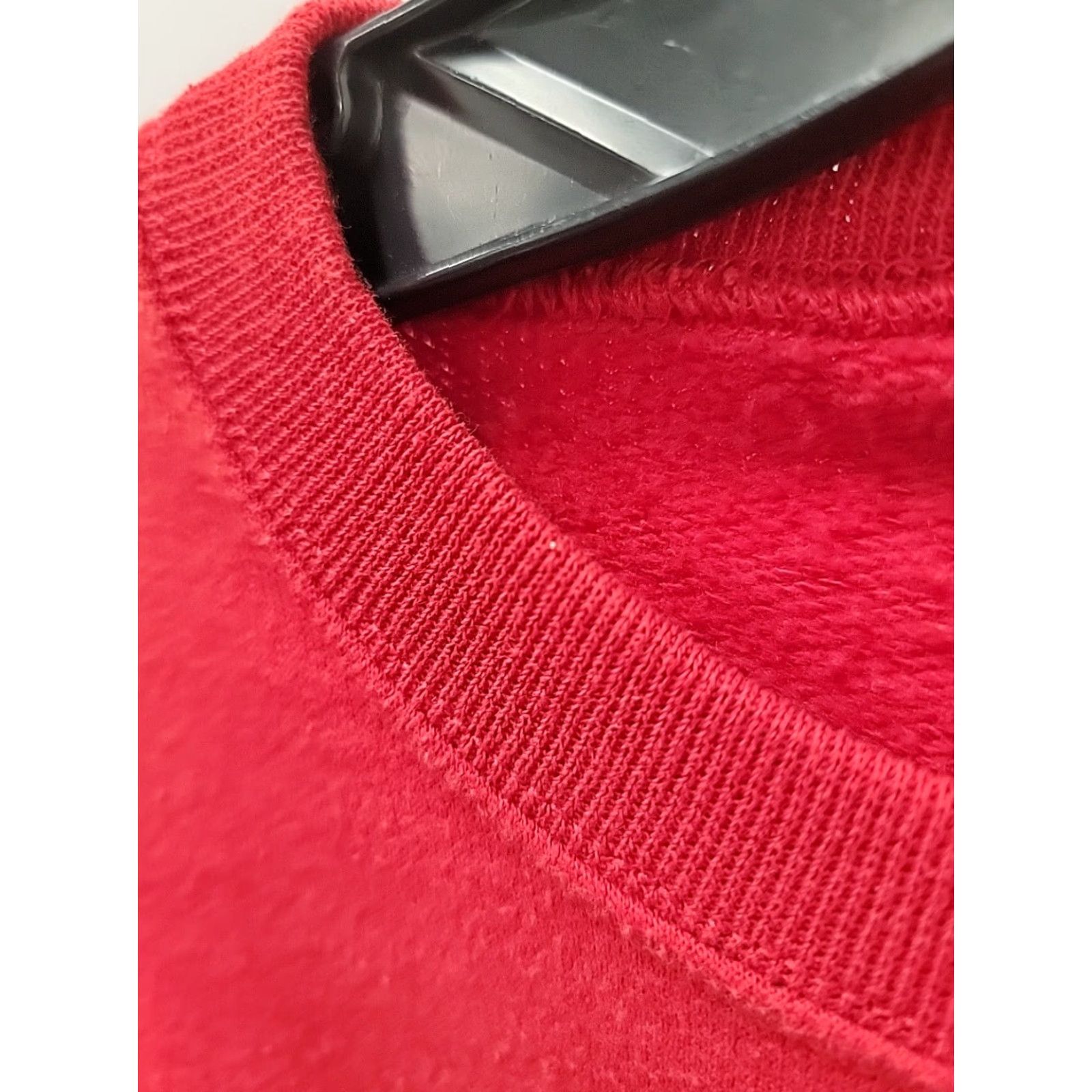 Disney VINTAGE Disney Very Merry Christmas Party 2006 Sweatshirt Mens Red Long Sleeve Size L Size US L / EU 52-54 / 3 - 4 Thumbnail
