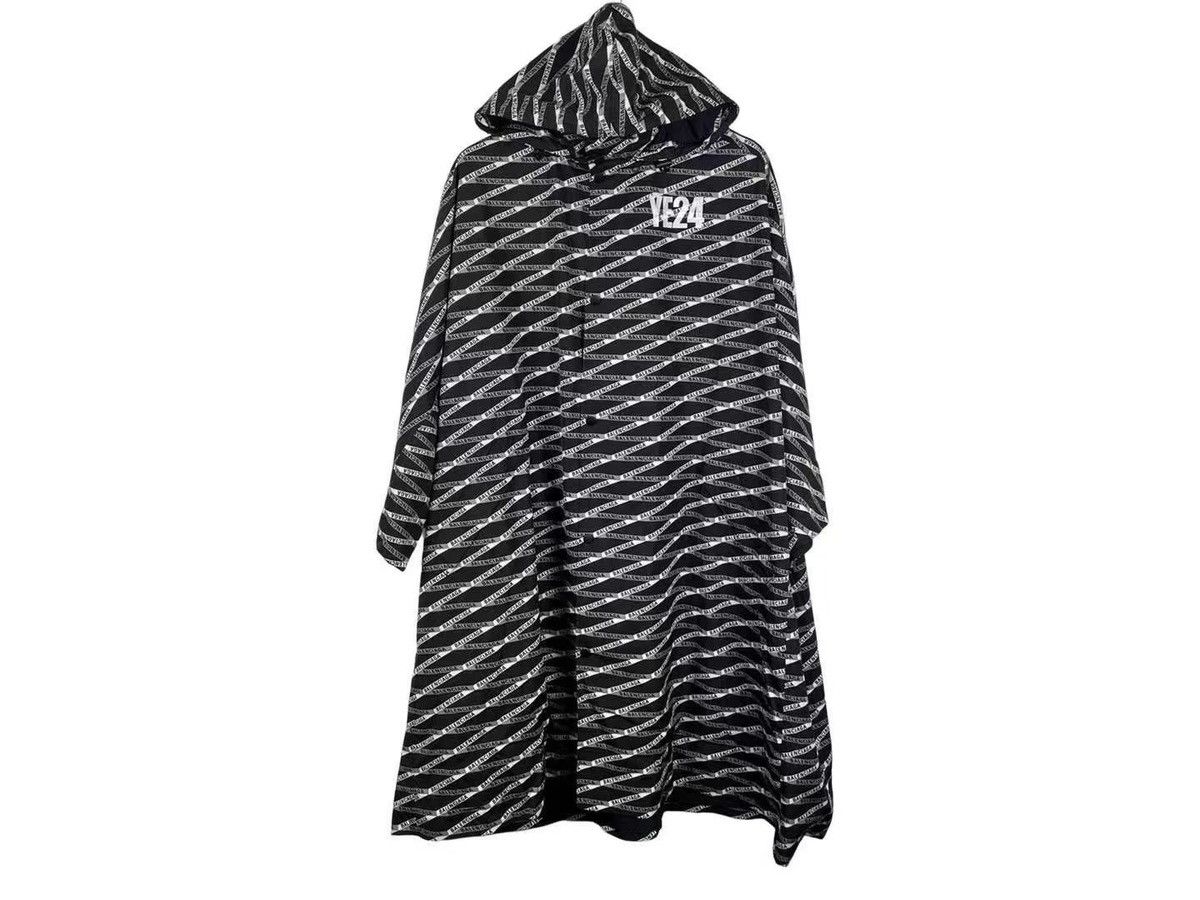 Balenciaga Balenciaga x Kanye YE24 1 of 1 Monogram Printed Coat Size US L / EU 52-54 / 3 - 1 Thumbnail