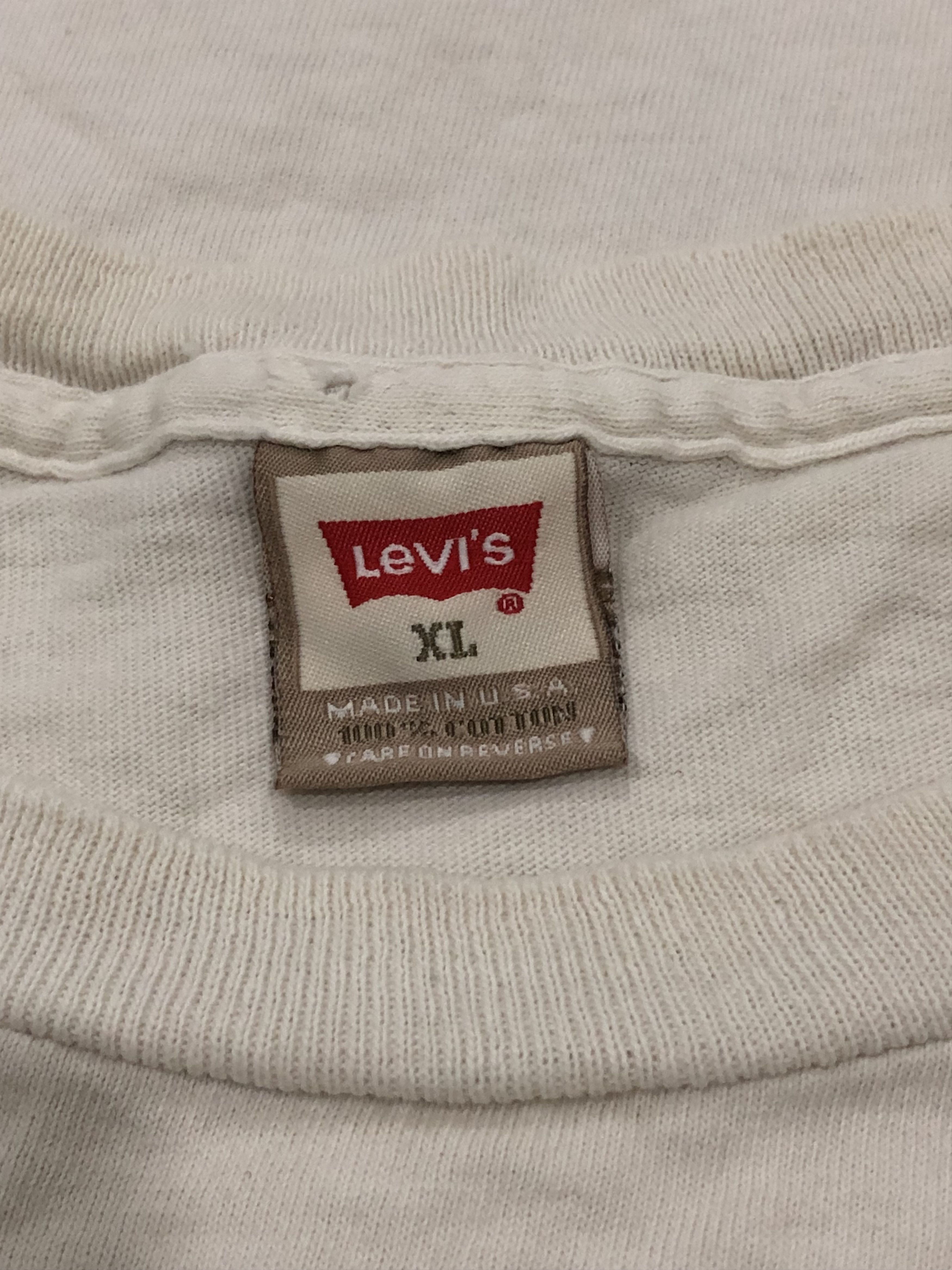 Levi's Vintage Clothing × Vintage Vintage 90s Levi’s 501 Made In Usa Tshirt Size US XL / EU 56 / 4 - 4 Thumbnail