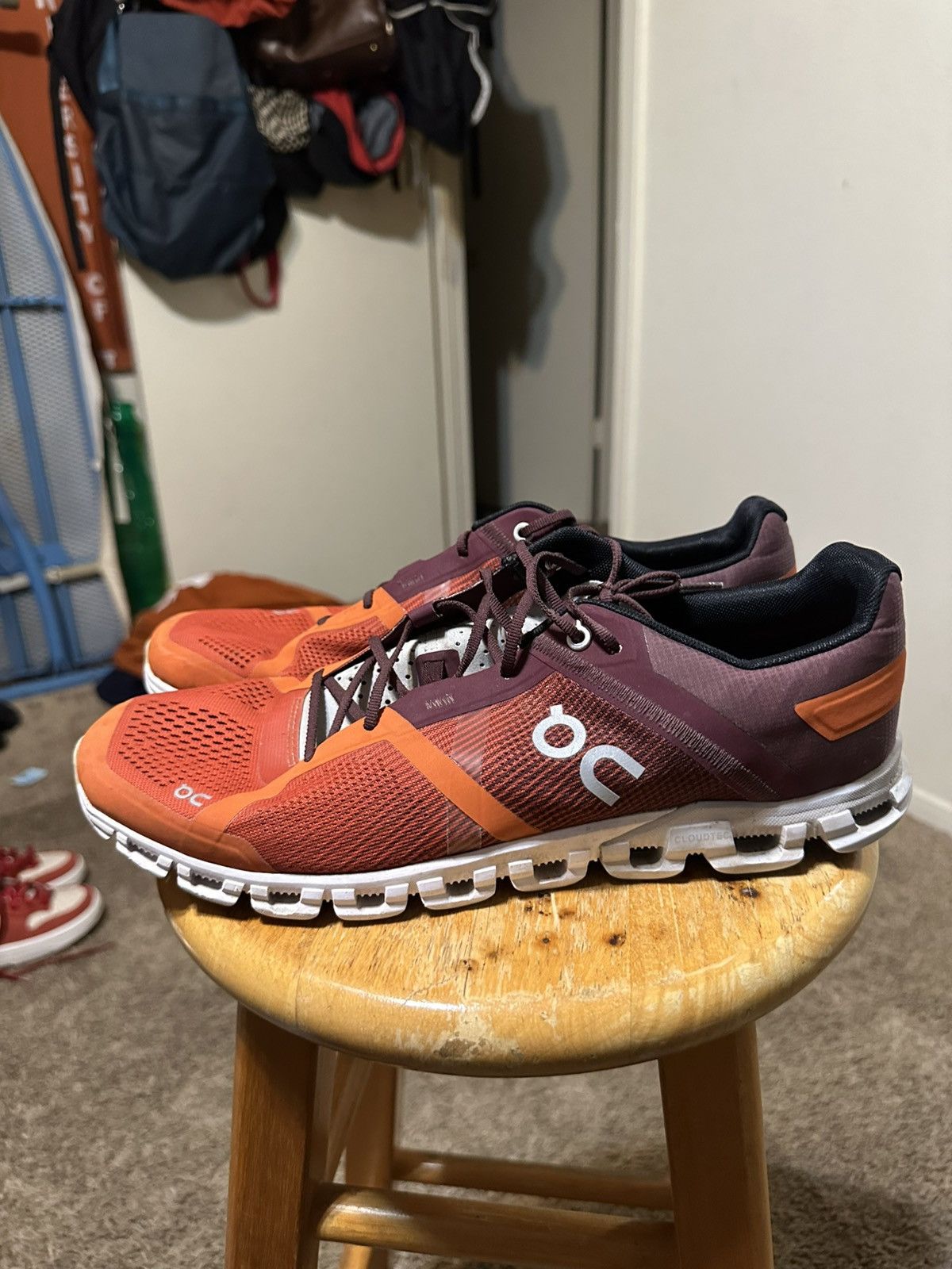 Nike On Running Orange and Black Athletic Shoes with size 11.5 Size US 11.5 / EU 44-45 - 4 Thumbnail