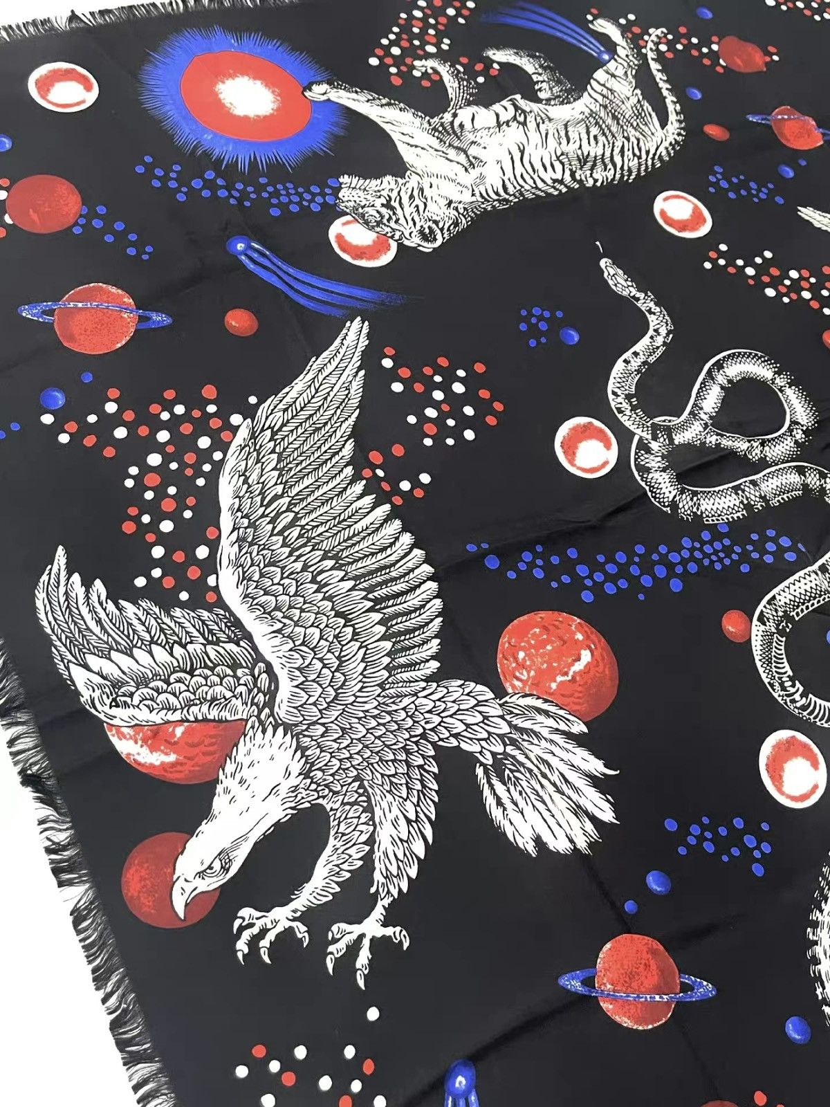 Gucci Runway scarf Size ONE SIZE - 2 Thumbnail
