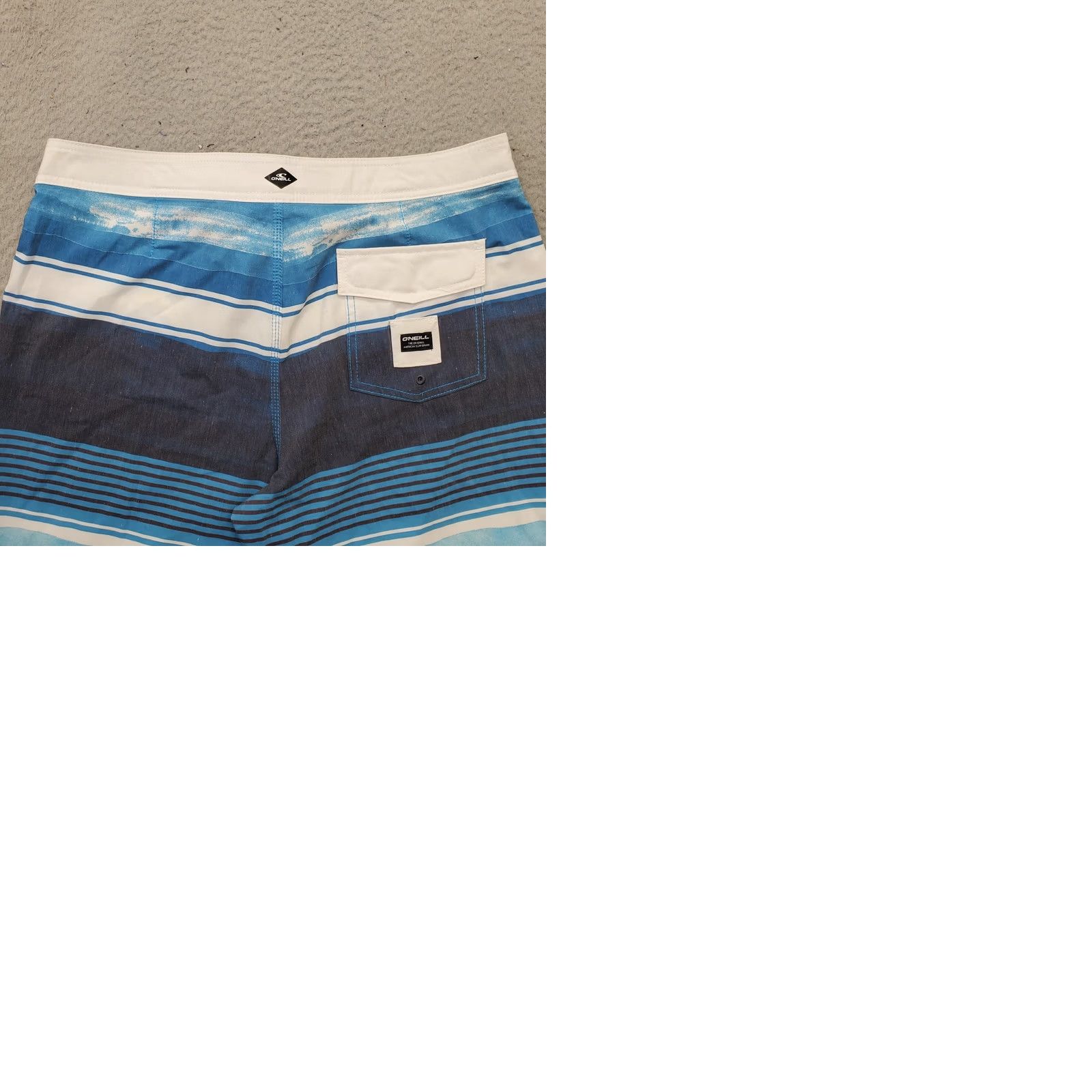 O'Neill O'Neill Board Shorts Mens 34 Multi Striped Surf Surfing Water Polo Drawstring Size US S / EU 44-46 / 1 - 9 Thumbnail