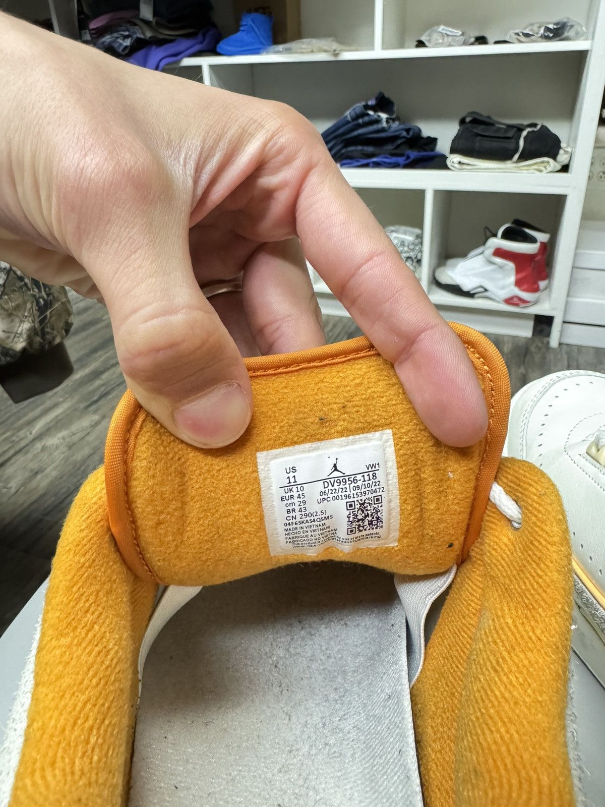Jordan Brand Air Jordan 2 Creamsicles Size US 11 / EU 44 - 6 Thumbnail