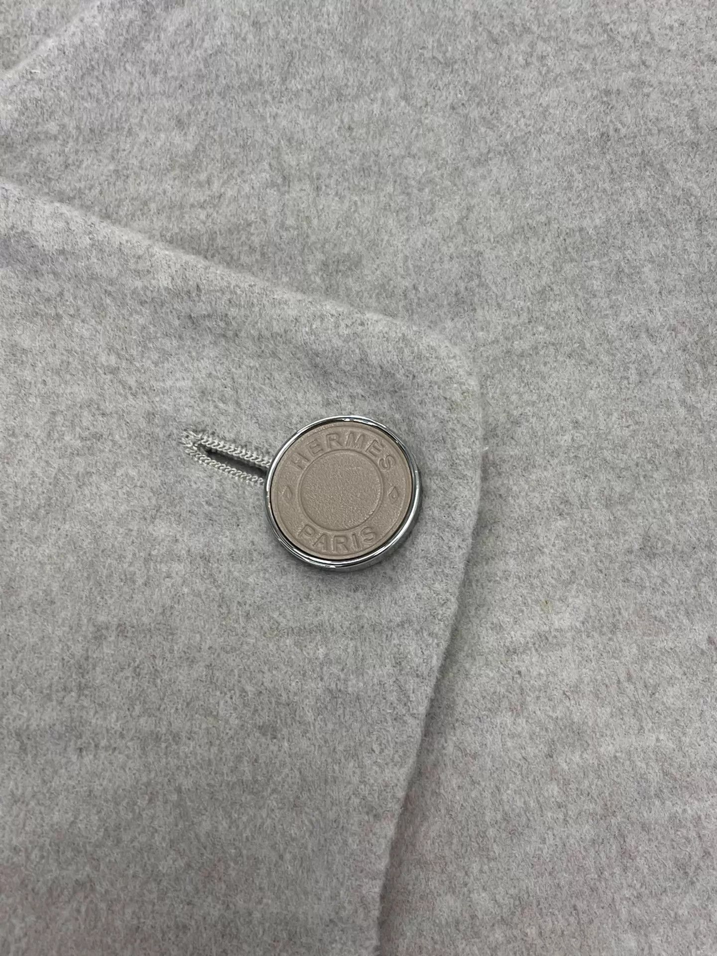 Hermes Hermes Oatmeal Cashmere Vest 36 Size XS / US 0-2 / IT 36-38 - 2 Thumbnail