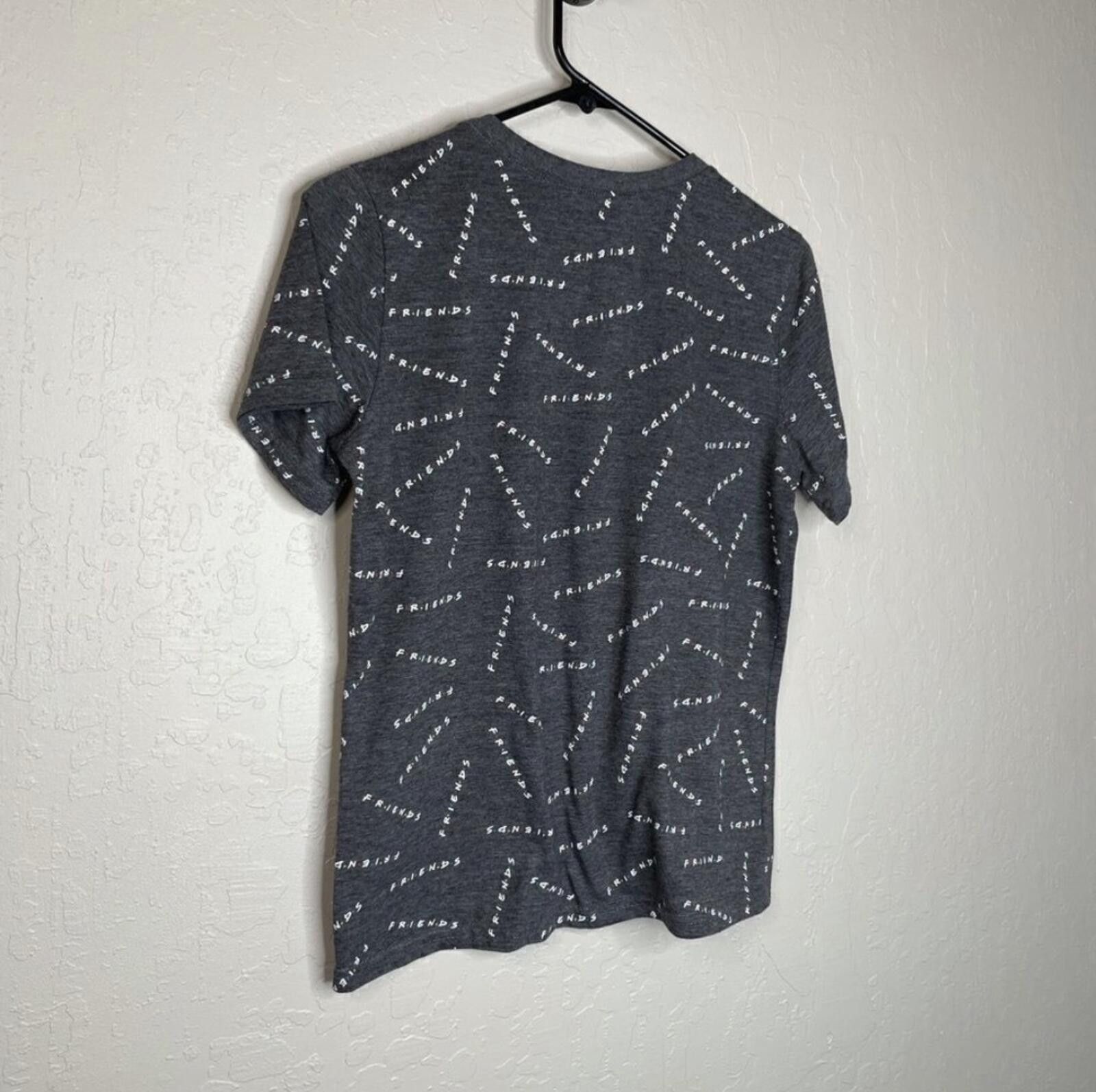Amongst Friends Friends T Shirt Size M / US 6-8 / IT 42-44 - 5 Thumbnail