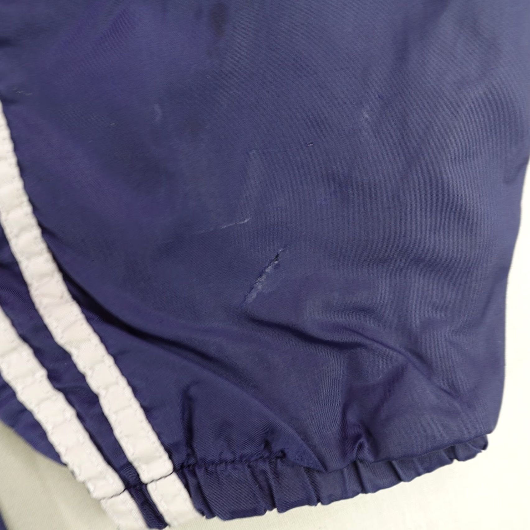 Adidas VINTAGE Adidas Windbreaker Jacket Mens Large Blue 90s Lightweight Hooded Sports Size US L / EU 52-54 / 3 - 4 Thumbnail