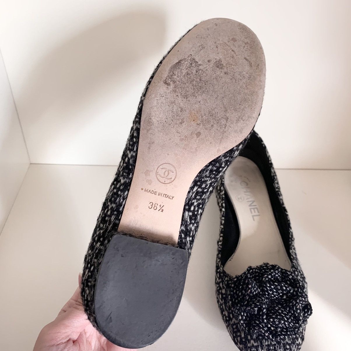 Chanel Tweed camellia toe ballerinas with small heel Size US 6.5 / IT 36.5 - 10 Thumbnail