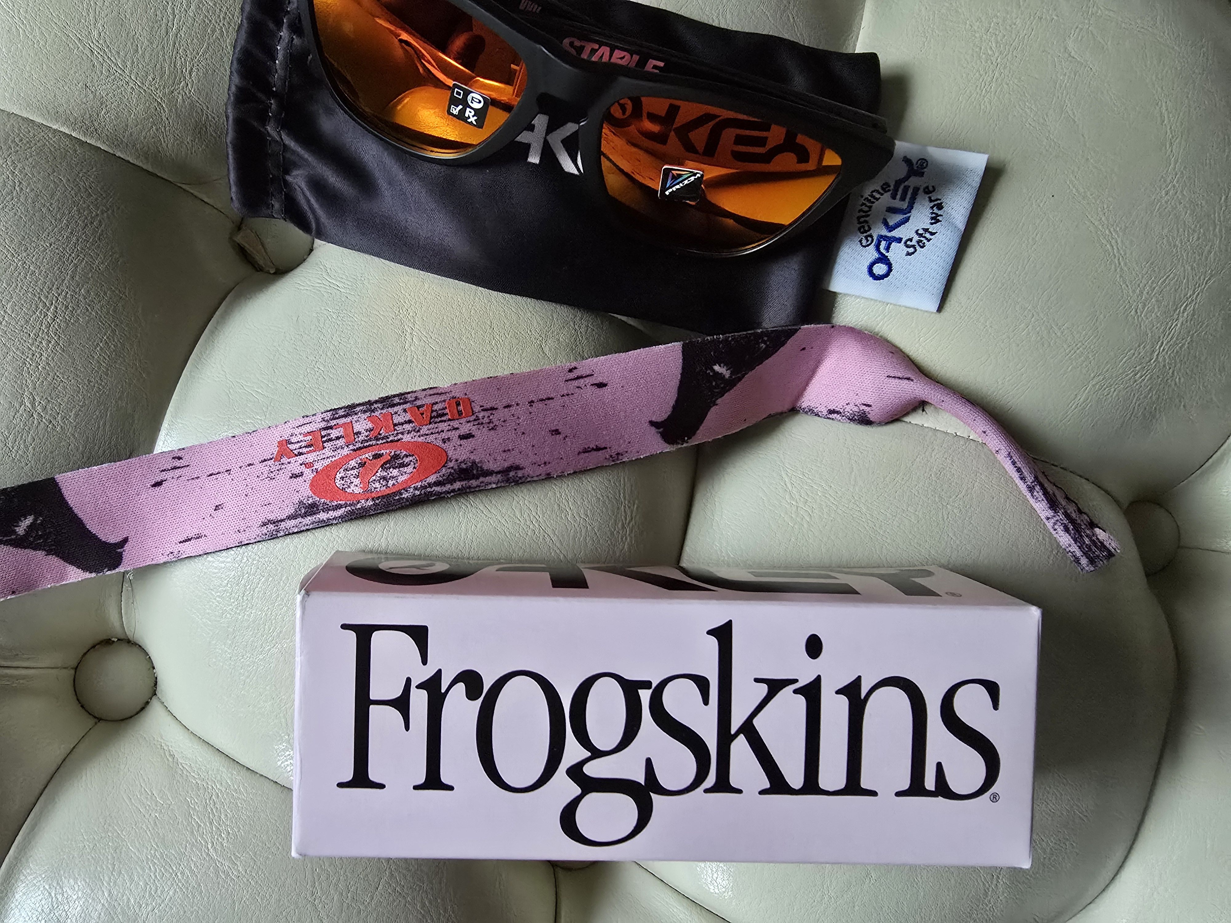Oakley Oakley Frogskins Staple Matte Black Prizm Ruby Pink Pigeon Size ONE SIZE - 4 Thumbnail