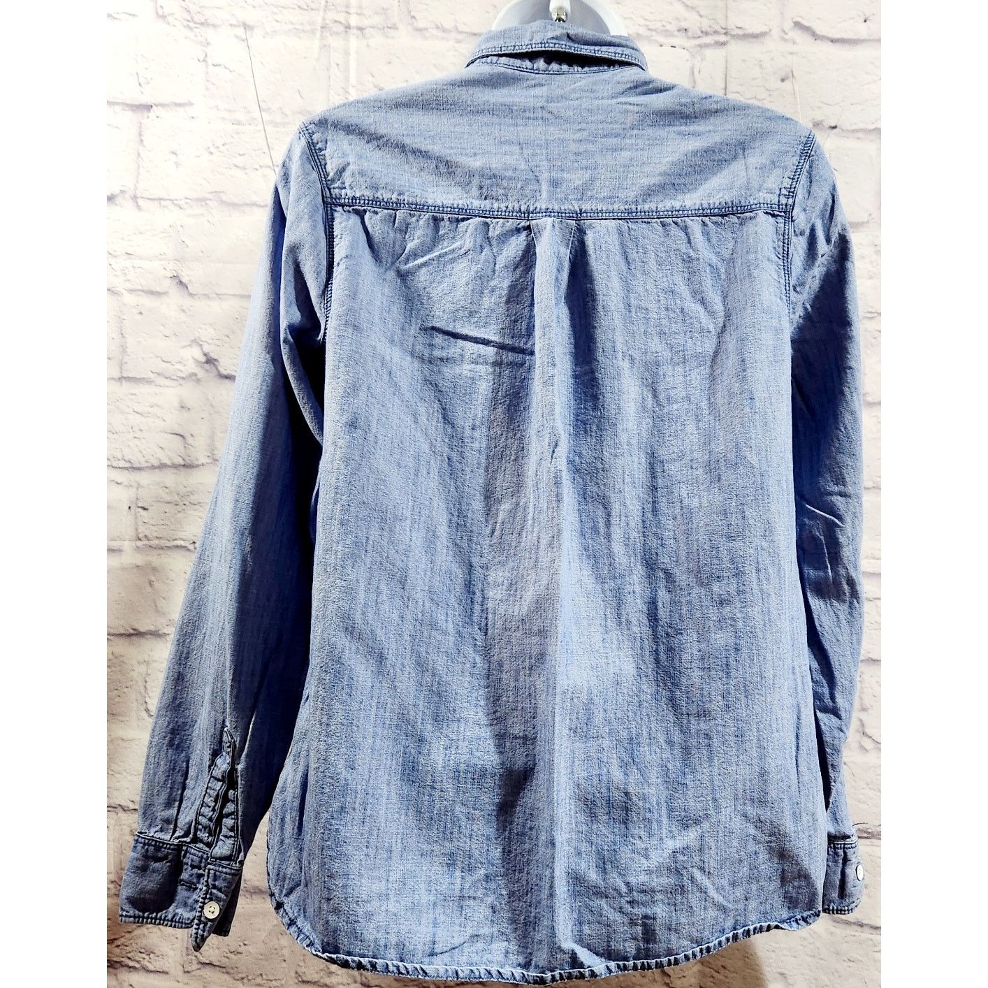 Old Navy Old Navy Blue The Classic Shirt Button Up Long Sleeve Top S Size S / US 4 / IT 40 - 3 Thumbnail