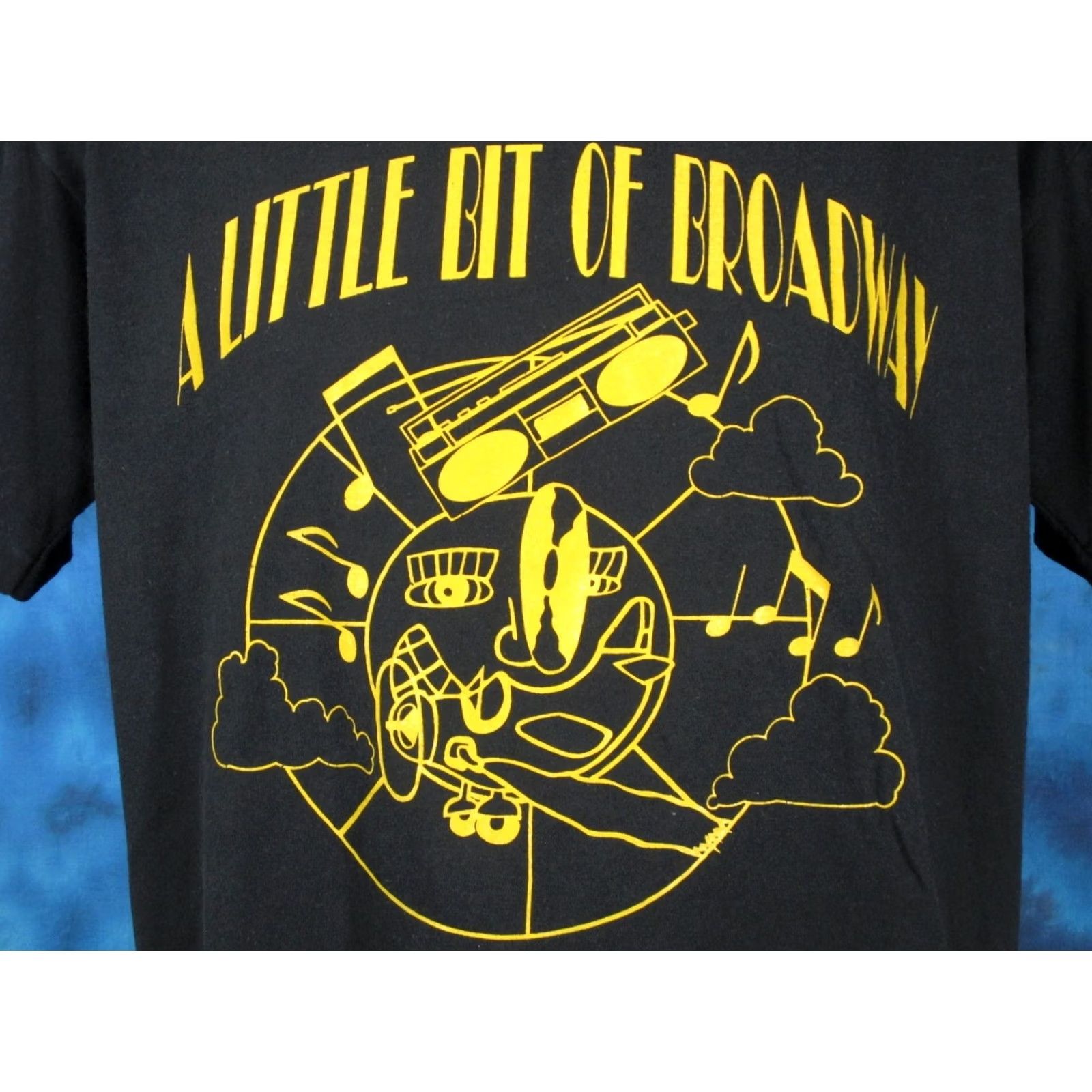 Vintage VINTAGE A LITTLE BIT OF BROADWAY T-Shirt LARGE Men Size US L / EU 52-54 / 3 - 2 Thumbnail