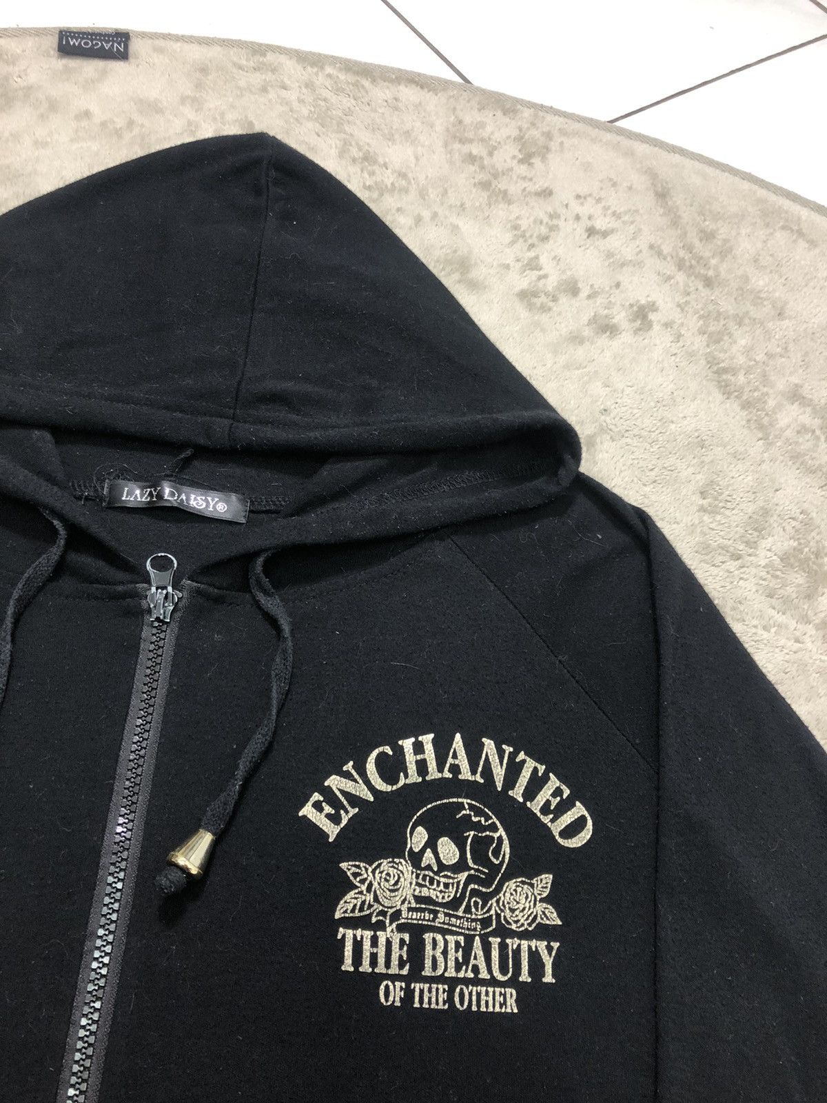 If Six Was Nine × Japanese Brand × Le Grande Bleu (L.G.B.) Vintage Lazy Daisy Poem Skull Oversize Hoodie Size US M / EU 48-50 / 2 - 4 Thumbnail