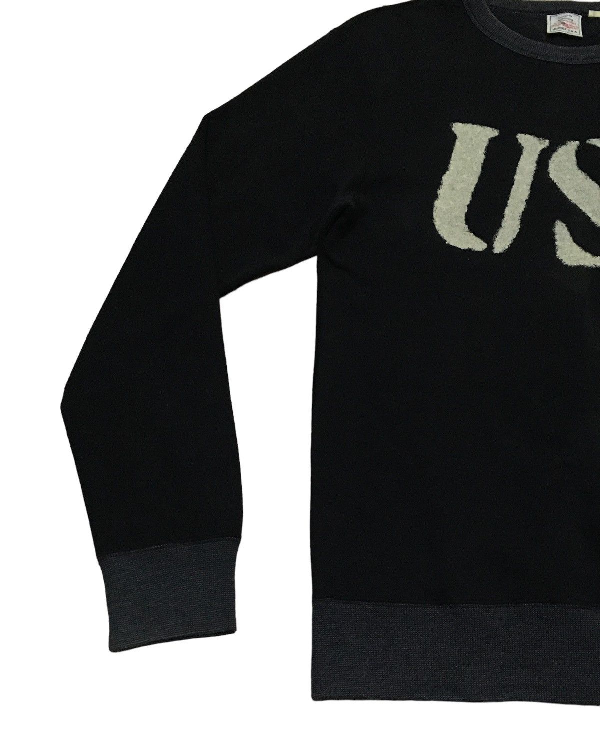 Rare Design Vintage Japanese Brand Avirex Sweatshirt 1990s