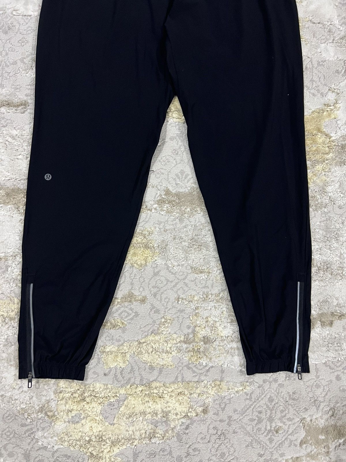 Lululemon Auth. LULULEMON Running Equinox Surge Jogger Pants Shorter Size US 34 / EU 50 - 8 Thumbnail
