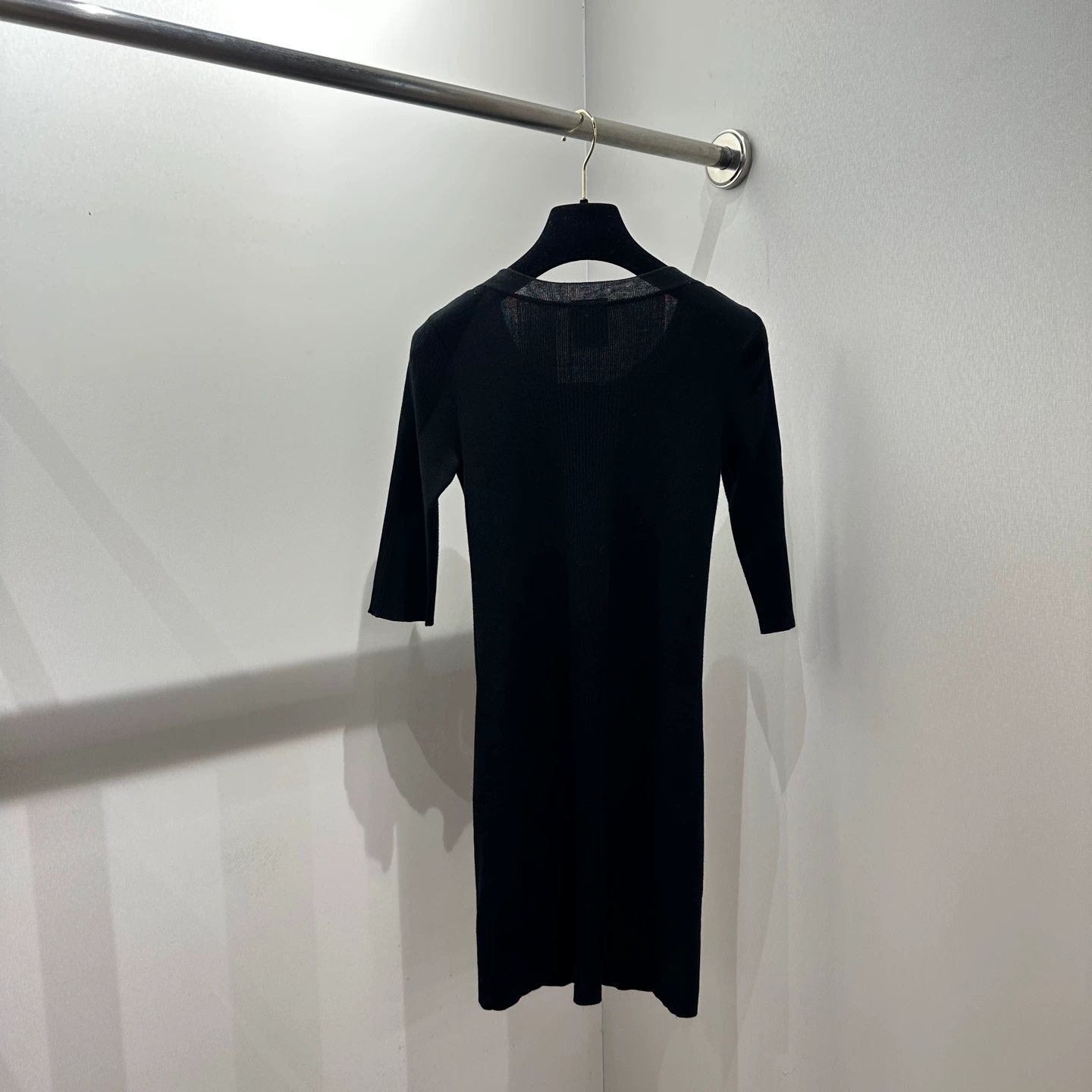 Chanel Chanel apr120 Logo Button Knit Cotton Dress 34 Size XS / US 0-2 / IT 36-38 - 2 Thumbnail