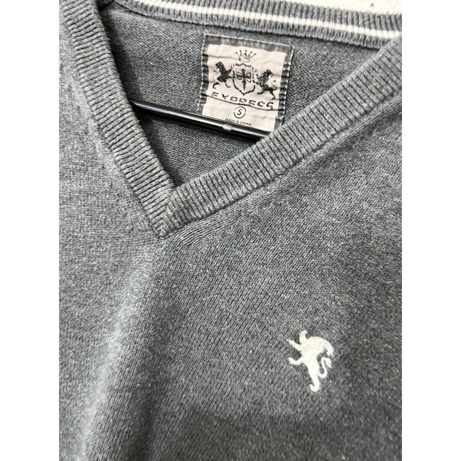 Express VINTAGE Express Mens Sweater Pullover Long Sleeve V-Neck Cotton Charcoal Gray All Seasons S Size US S / EU 44-46 / 1 - 3 Thumbnail