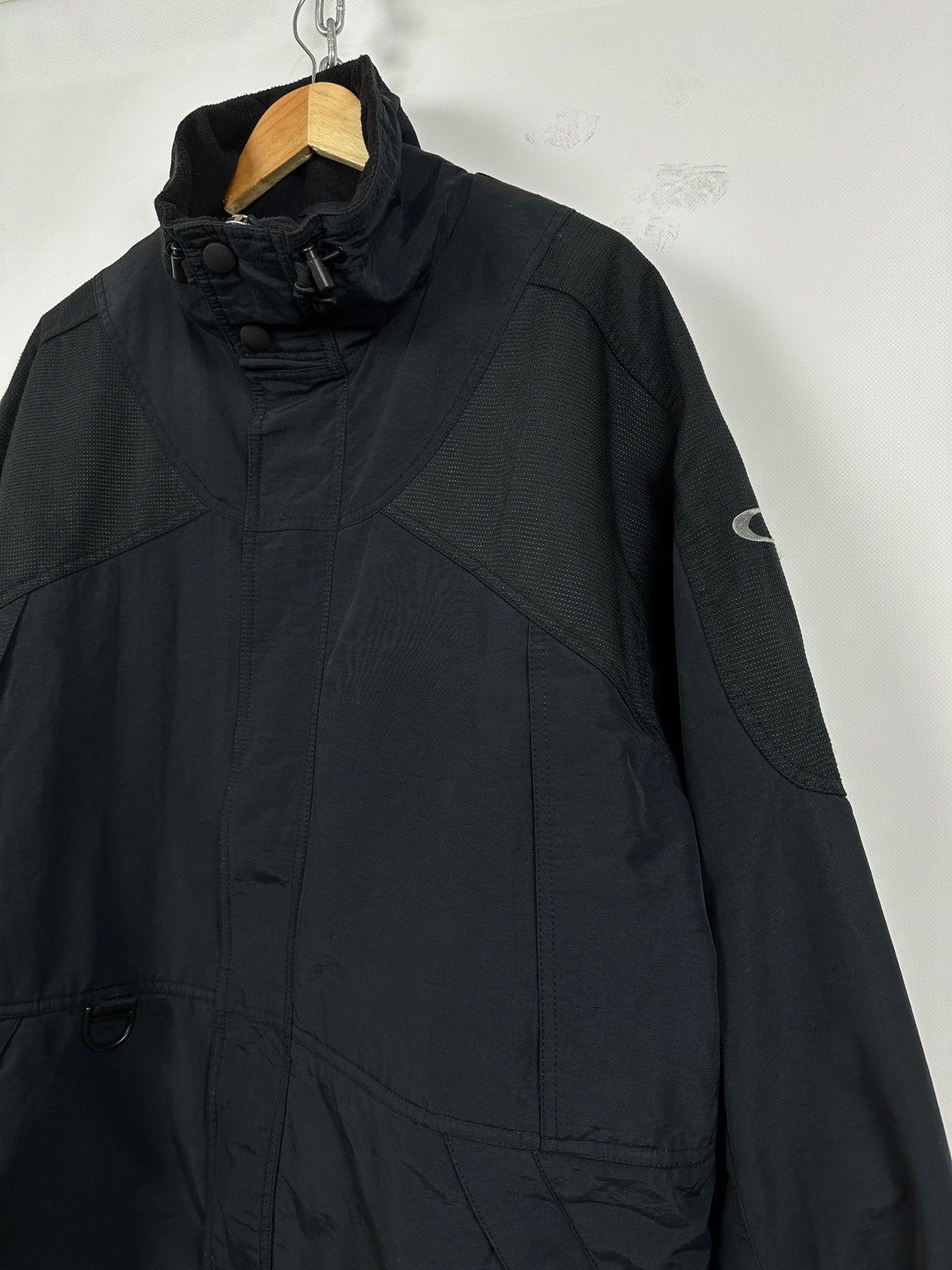Oakley Vintage Oakley Software Double Logo Gorpcore Style Jacket Size US XL / EU 56 / 4 - 12 Thumbnail
