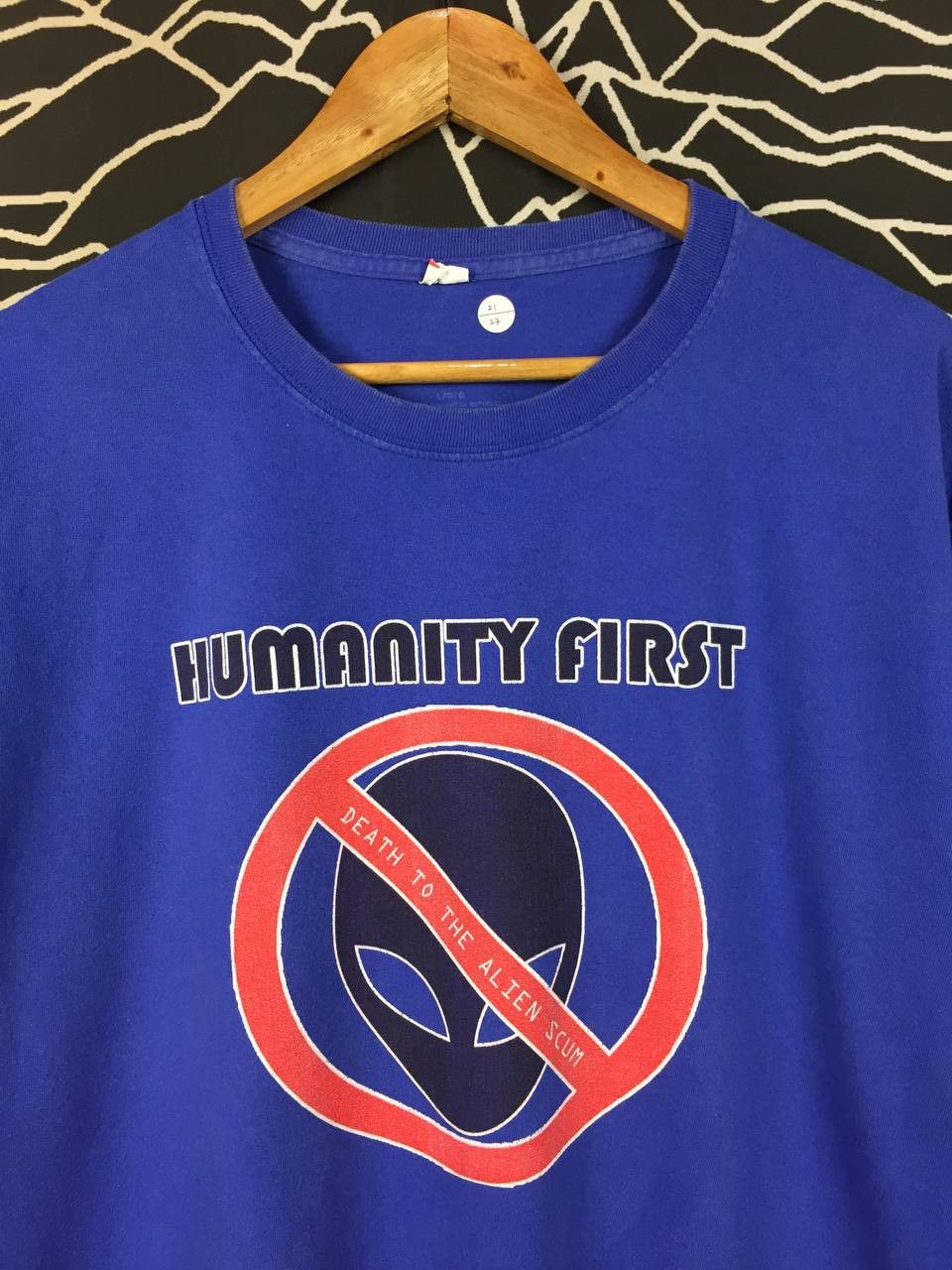 Vintage Mass Effect Video Game Humanity First Alien Scum Tee Size US L / EU 52-54 / 3 - 3 Thumbnail
