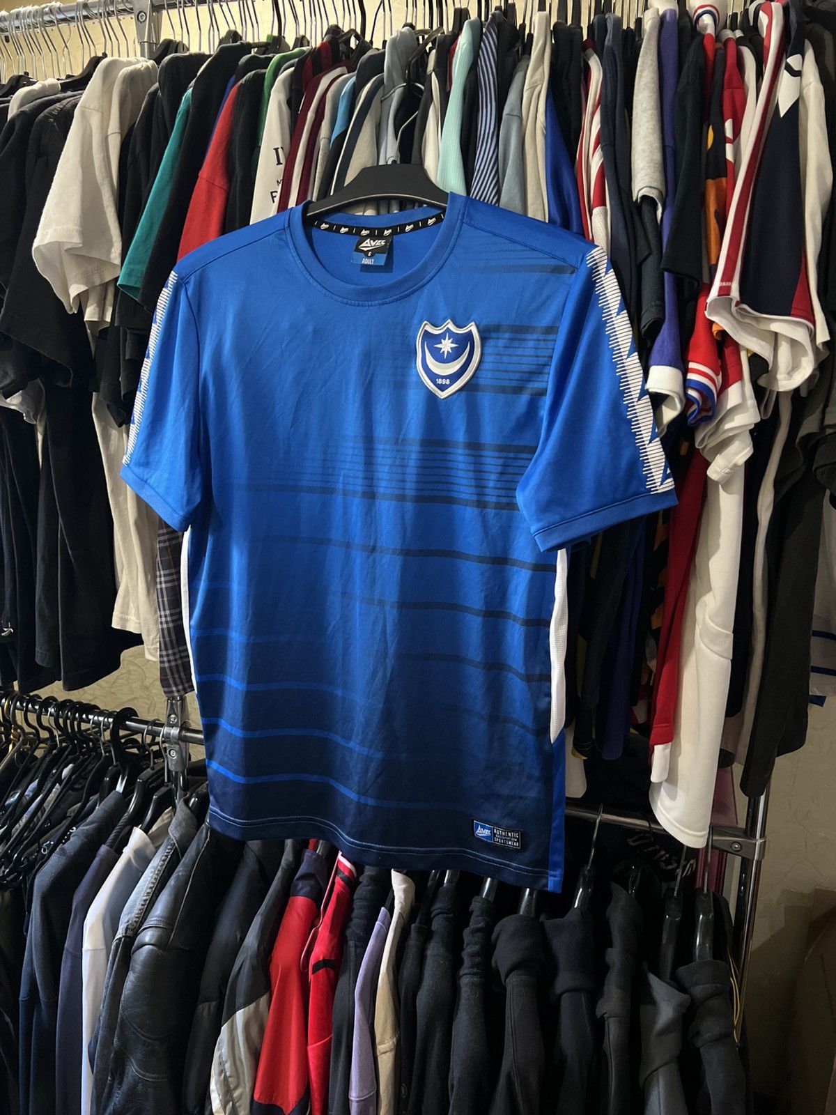 Vintage AVEC PORTSMOUTH TRAINING FOOTBALL JERSEY STADIUM SHIRT SZ S Size US S / EU 44-46 / 1 - 1 Thumbnail