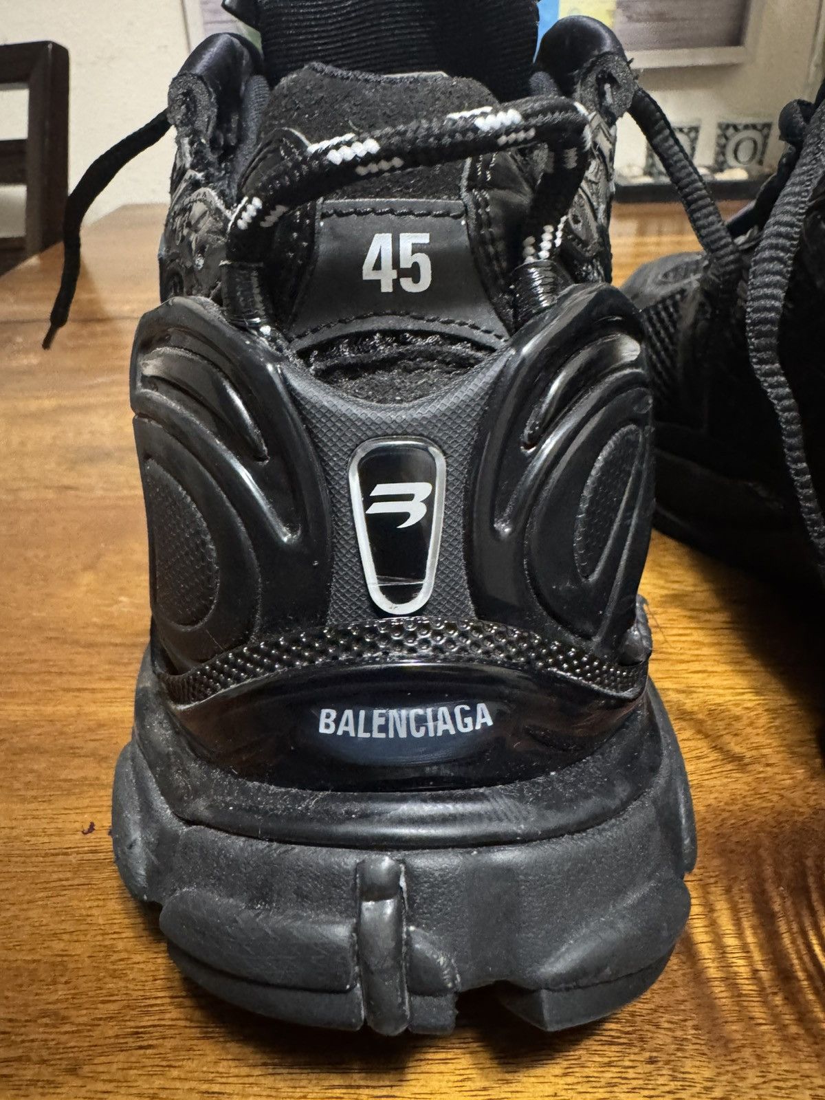 Balenciaga Balenciaga Runners Size US 12 / EU 45 - 19 Thumbnail