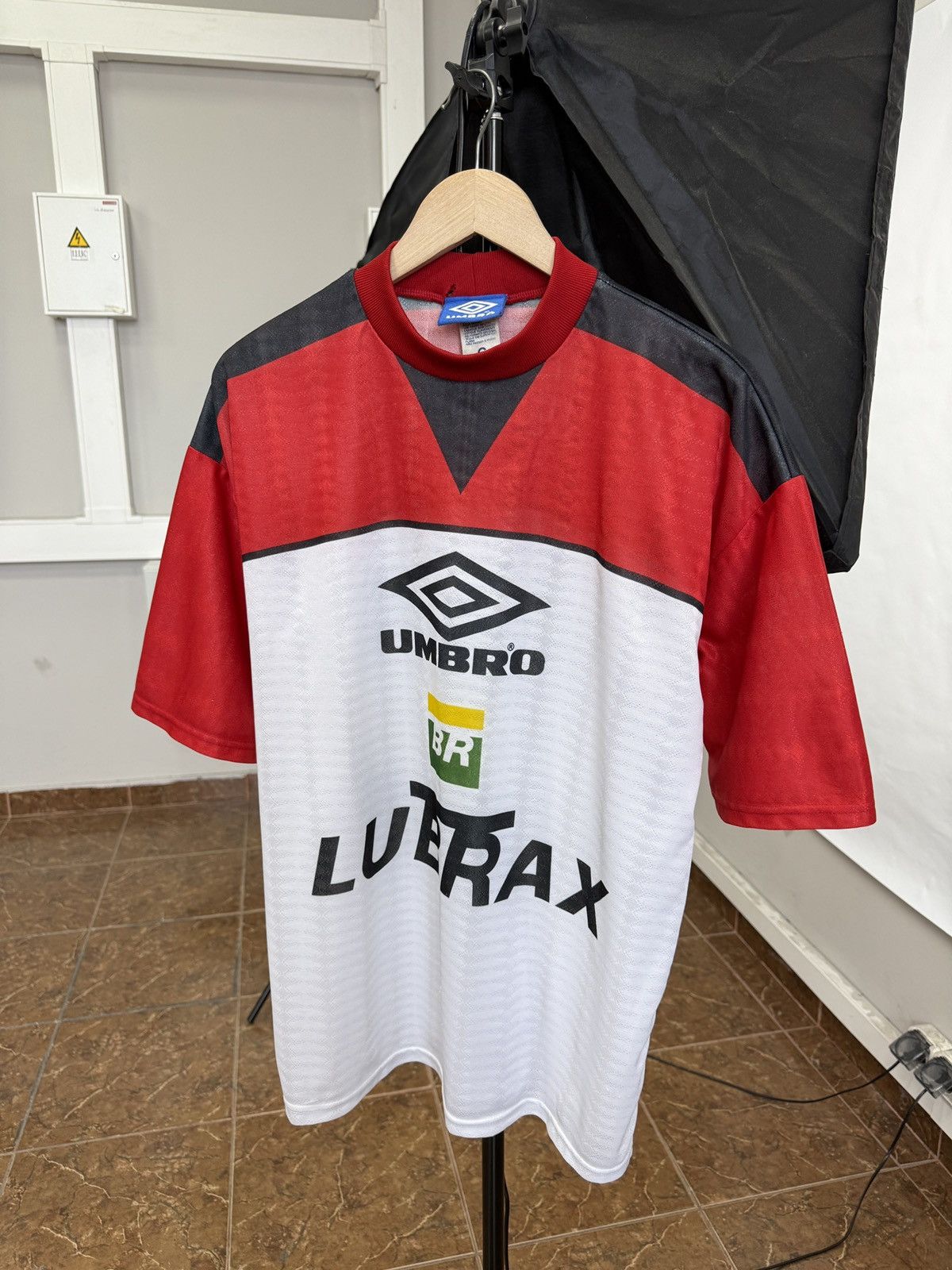 Umbro 🇧🇷 Vintage 90s Umbro C.R. Flamengo Football Training Jersey Size US L / EU 52-54 / 3 - 1 Thumbnail