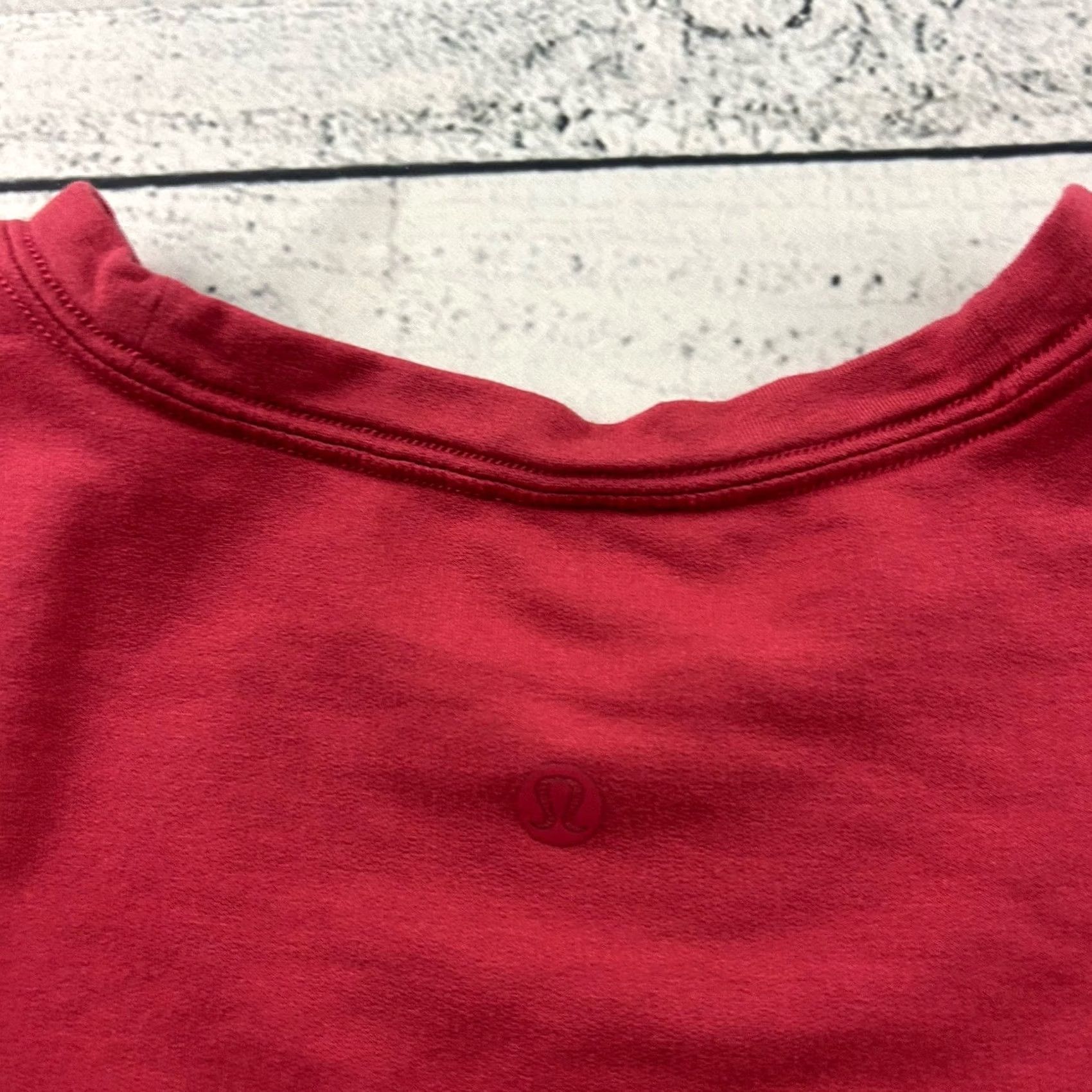 Lululemon Lululemon Long Sleeve Lightweight Sweatshirt Workout Top Women's 6 Pink Crew Neck Activewear Pullover 6 Womens Size M / US 6-8 / IT 42-44 - 4 Thumbnail