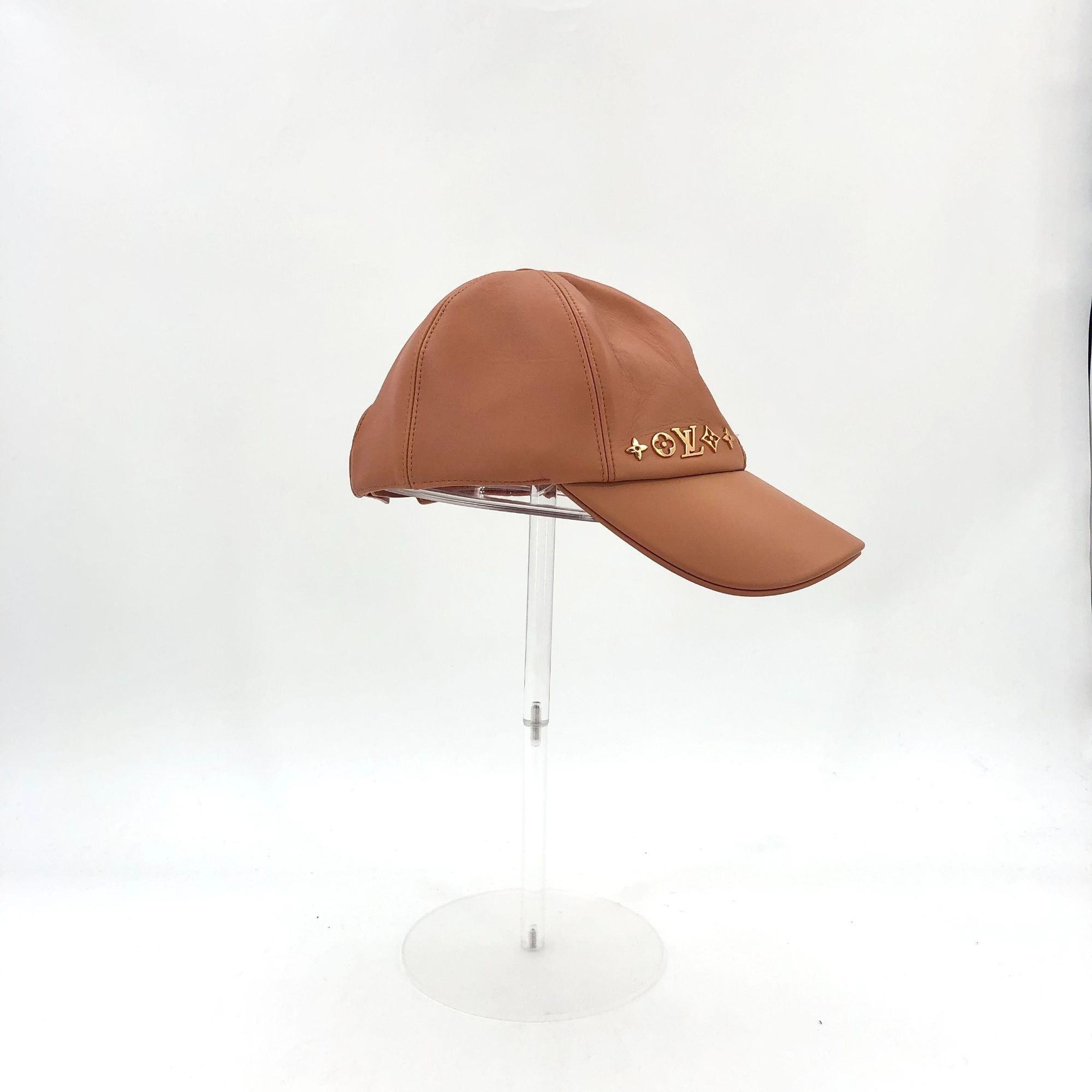 Louis Vuitton Louis Vuitton Brown Sheepskin Baseball Cap With Gold Logo Ma Size ONE SIZE - 1 Thumbnail