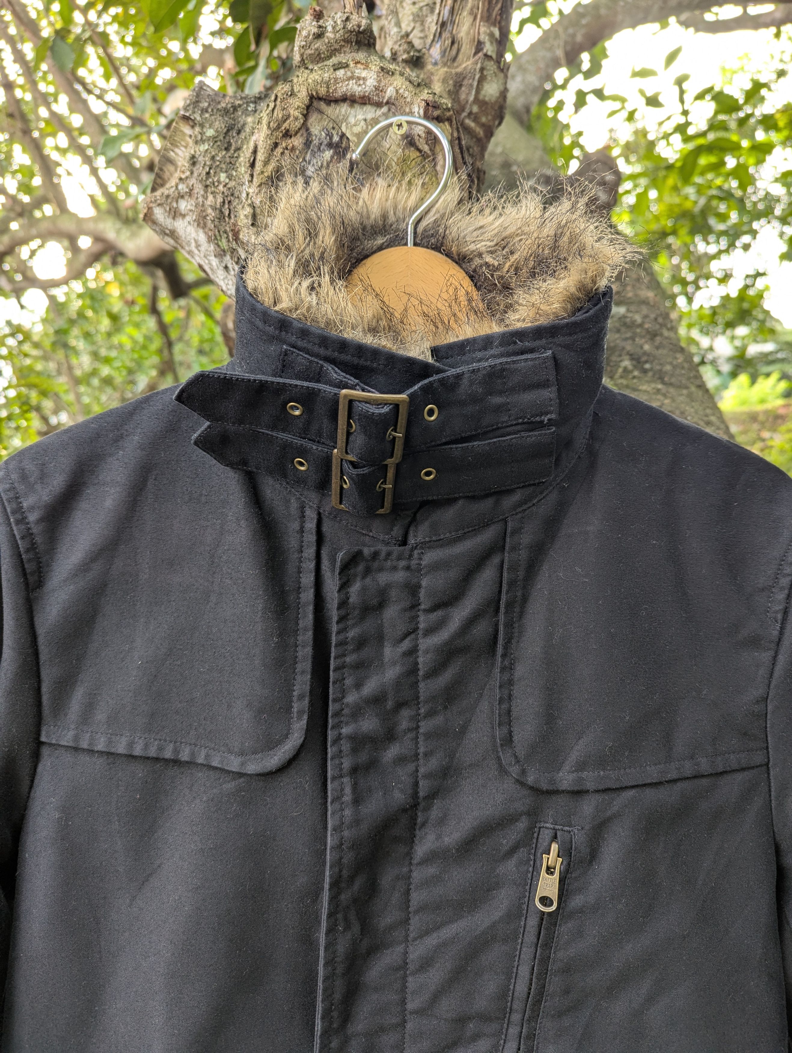Seditionaries JAPANESE RATTLE TRAP FUR BONDAGE JACKET VKEI PUNK 2in1 Size US M / EU 48-50 / 2 - 8 Thumbnail
