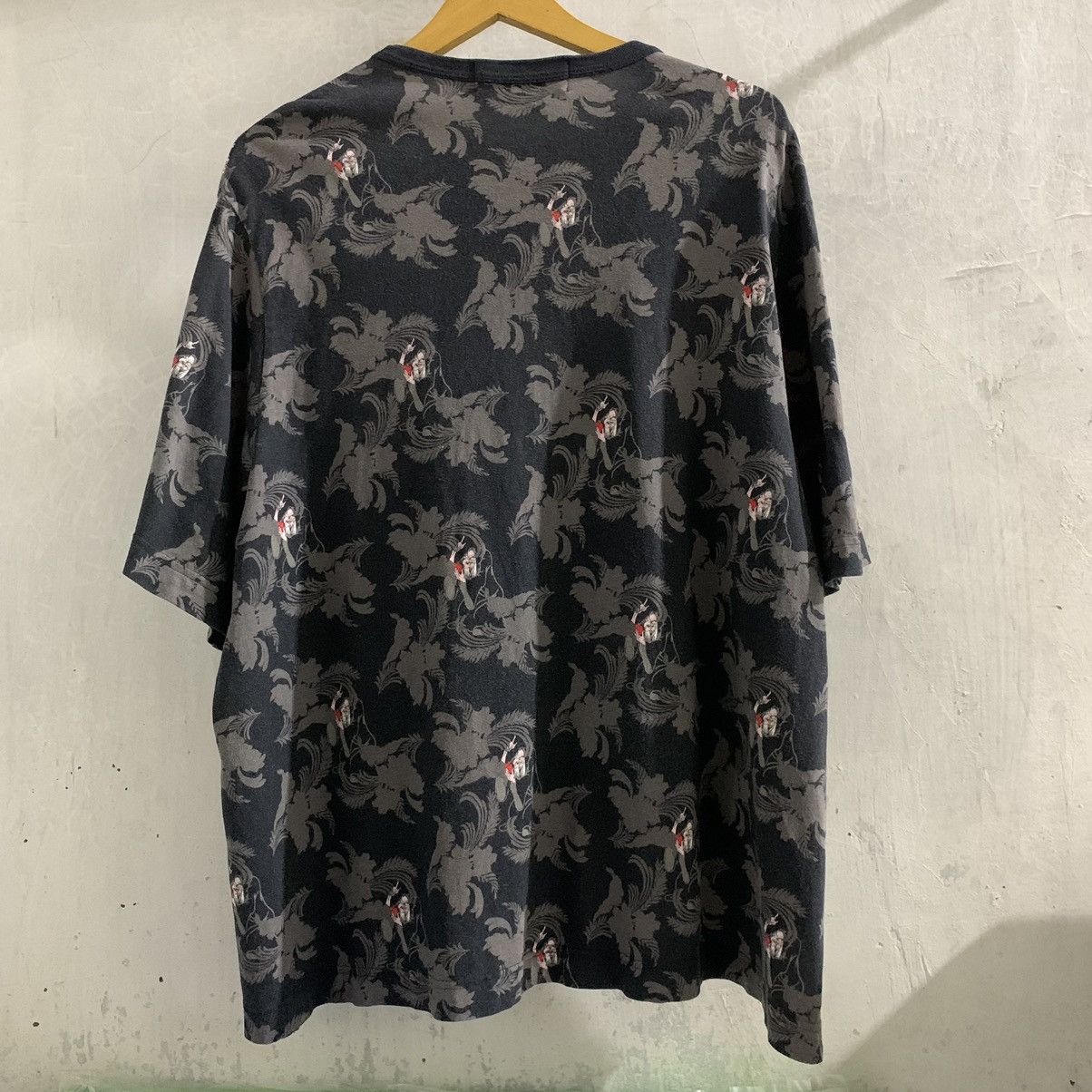 GU × Undercover AOP GU x Undercover Disney Size M / US 6-8 / IT 42-44 - 3 Thumbnail