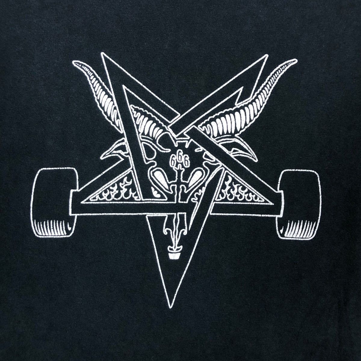 Thrasher Thrasher Goat 666 Skateboarding Size US L / EU 52-54 / 3 - 3 Thumbnail