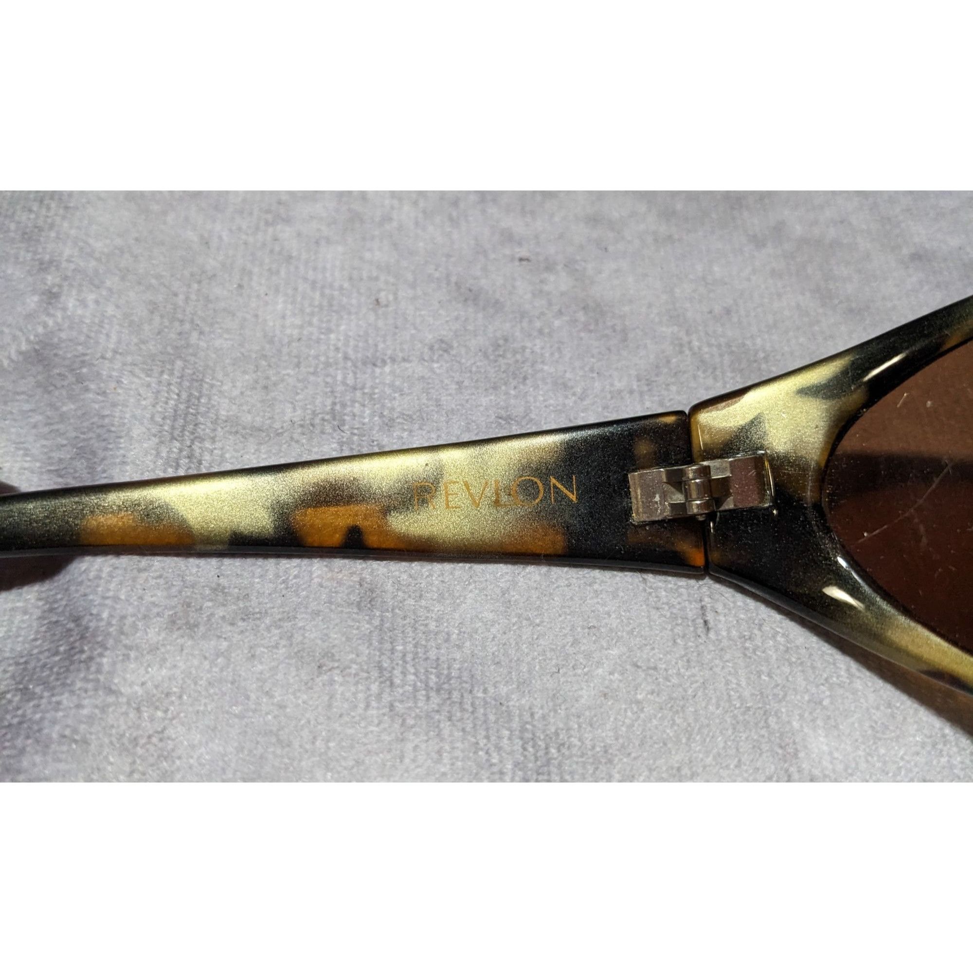 Other Revlon Retro Brown And Gold Tortoise Sunglasses Size ONE SIZE - 7 Thumbnail