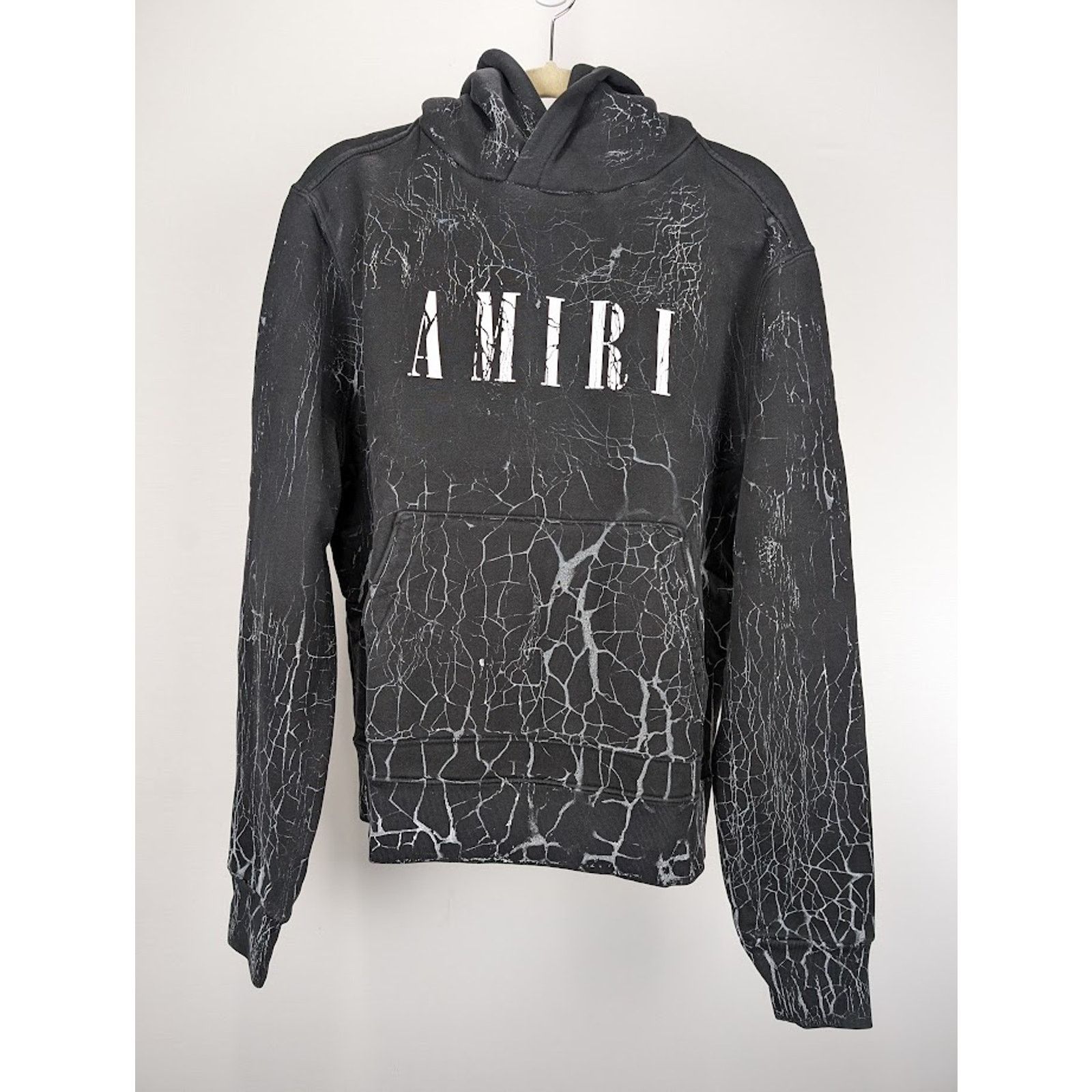 Amiri o1rshd1 Q:3 / Cracked Dye Core Logo Hoodie in Black Size US M / EU 48-50 / 2 - 3 Thumbnail