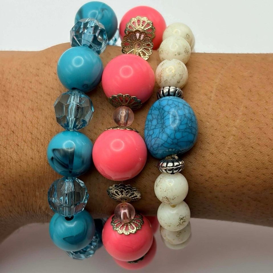 Other Blue & Pink Beaded Bracelet Bundle Size ONE SIZE - 1 Thumbnail