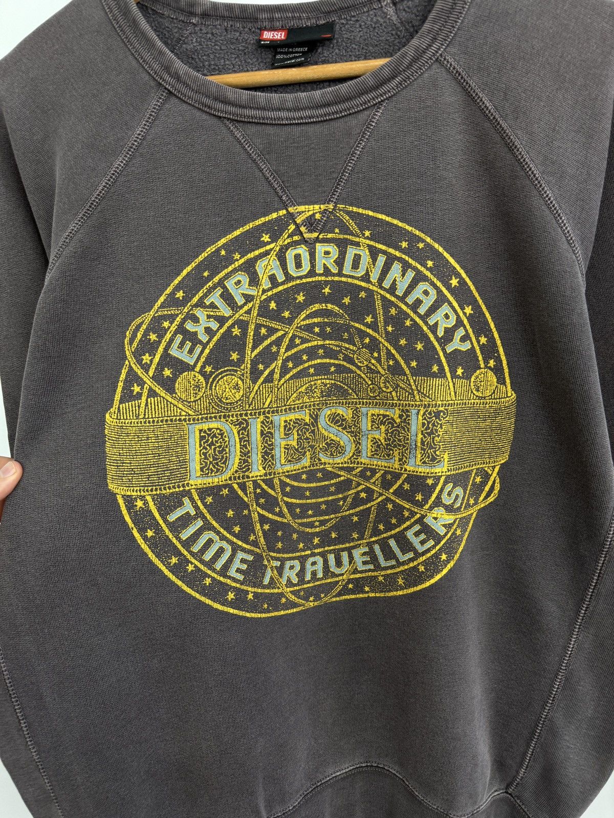 Diesel 🇺🇸 Vintage 90s Diesel Extraordinary Time Travellers Sweatshir Size US L / EU 52-54 / 3 - 4 Thumbnail