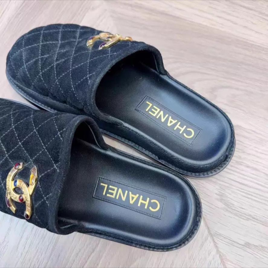 Chanel Chanel Women's Slippers 35.5 Size US 5 / IT 35 - 2 Thumbnail