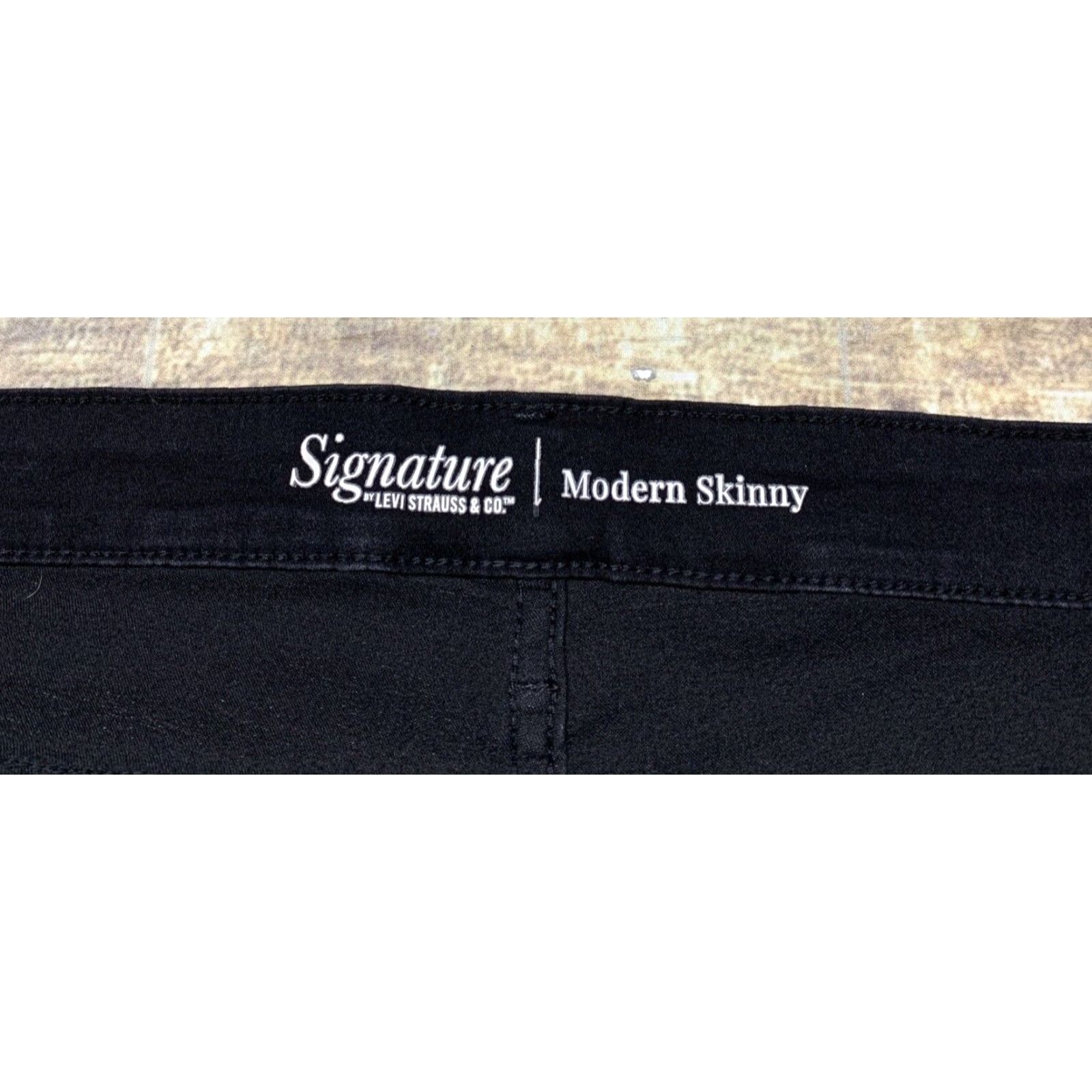 CO Signature Levi Strauss & Co Womens Jeans 22 Black Mid Rise Skinny Straight Size 40" / US 18 - 6 Thumbnail