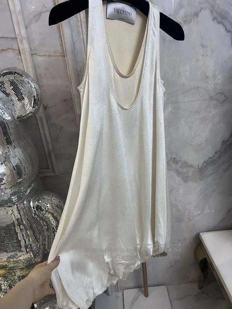 Other Valentino Nude dress Size S / US 4 / IT 40 - 1 Thumbnail