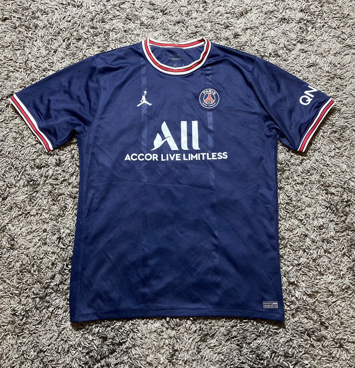 Vintage PARIS SAINT GERMAIN MESSI #30 JORDAN BLOCK CORE JERSEY Size US XL / EU 56 / 4 - 1 Thumbnail