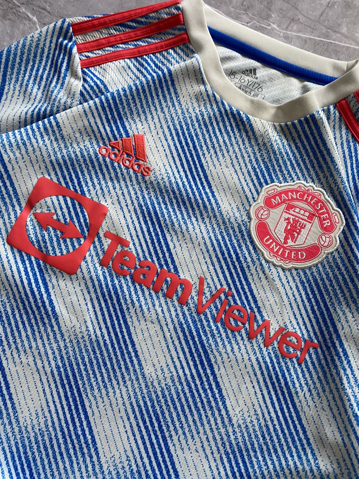 Adidas × Vintage Rare 2021-22 Adidas Manchester United Soccer Jersey Football Size US S / EU 44-46 / 1 - 6 Thumbnail