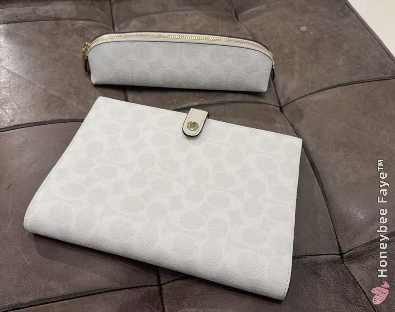 Coach notebook & pencil case bundle In Signature Canvas Size ONE SIZE - 1 Thumbnail