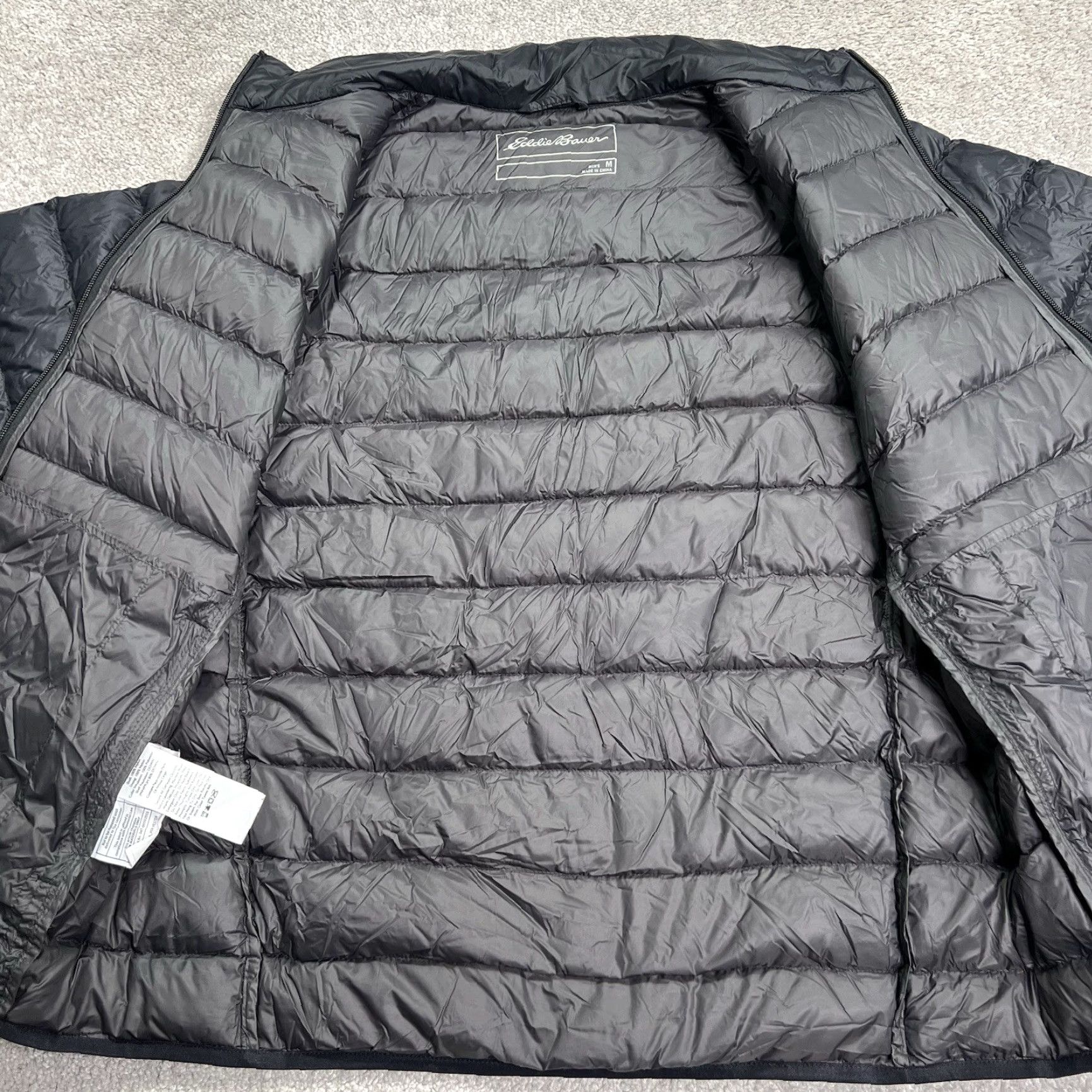 Eddie Bauer Eddie Bauer Puffer Jacket Coat Mens Medium Black Lightweight 80% Down Insulated Full Zip Outdoors Long Description: 2020s Size US M / EU 48-50 / 2 - 6 Thumbnail
