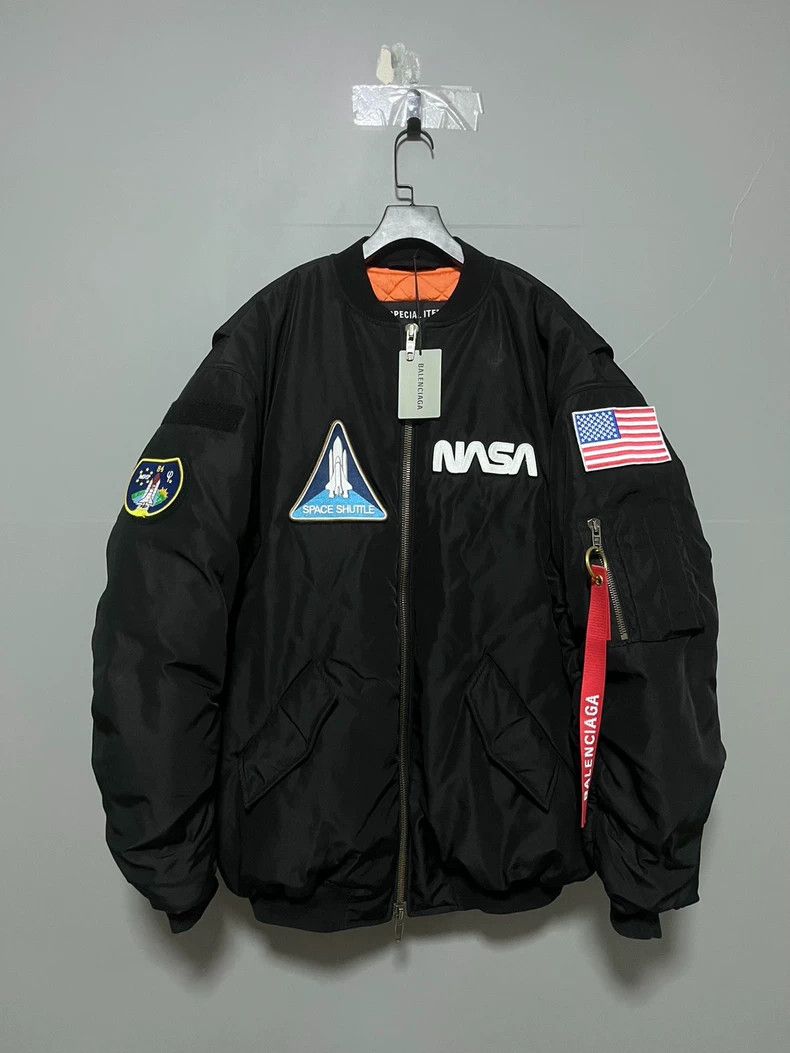 Balenciaga Balenciaga x NASA MA1 Cotton Jacket Size US L / EU 52-54 / 3 - 1 Thumbnail