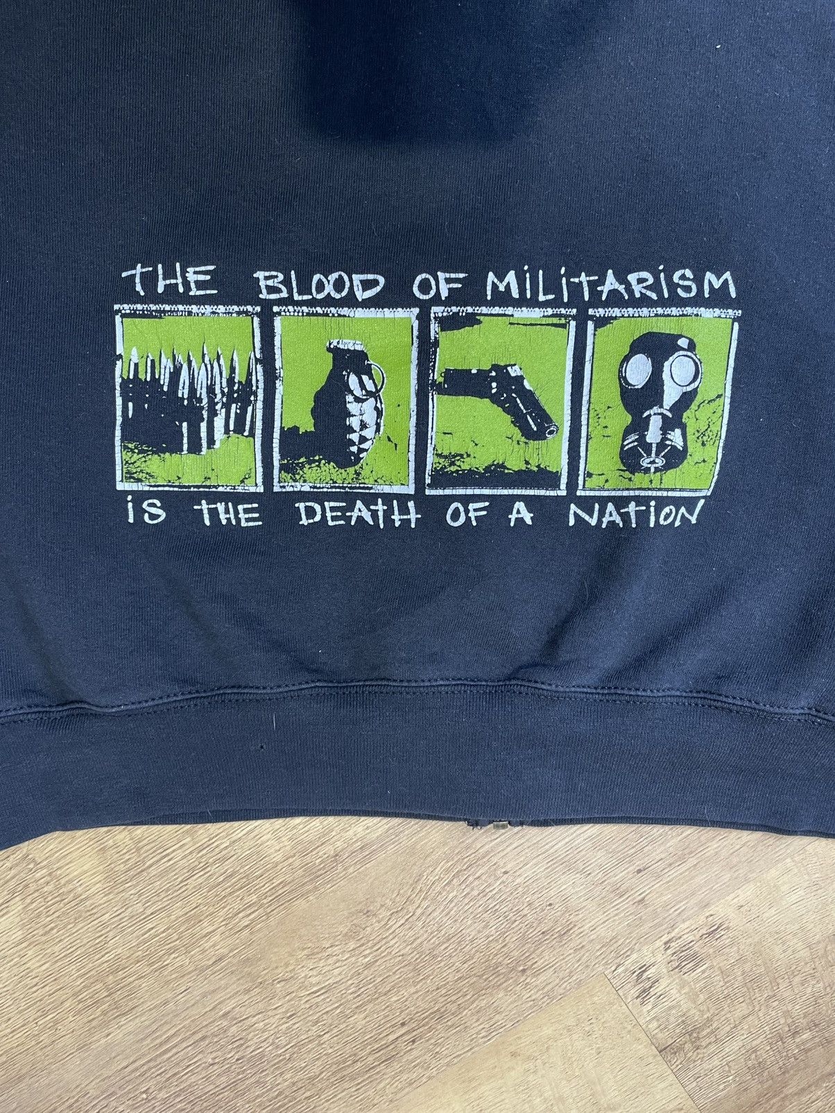 Vintage Vintage Rare Anti-Flag The Terror State 00s Merch Zip Hoodie Size US XL / EU 56 / 4 - 4 Thumbnail