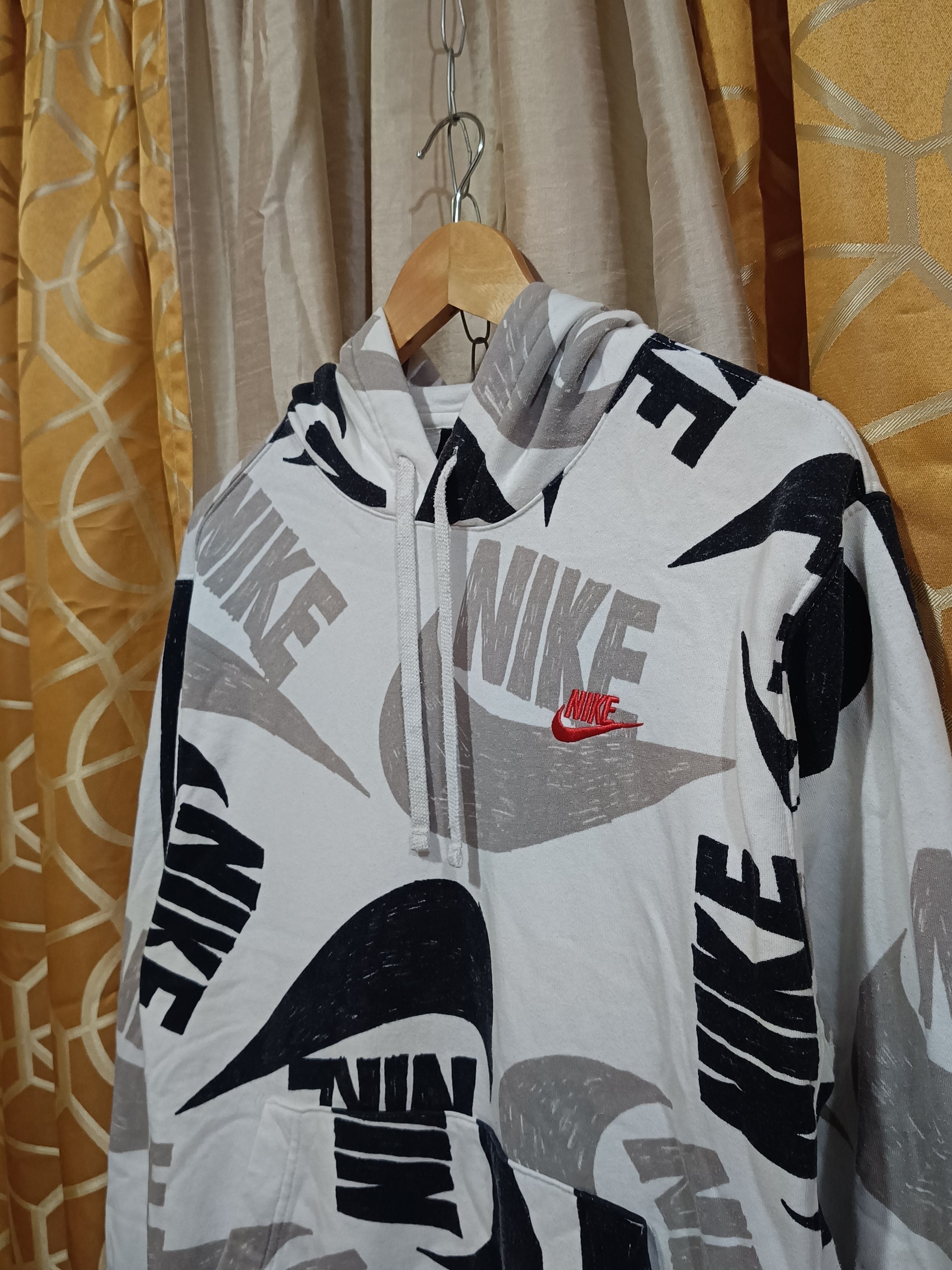 Nike Nike All Over Print Hoodie Size US L / EU 52-54 / 3 - 2 Thumbnail