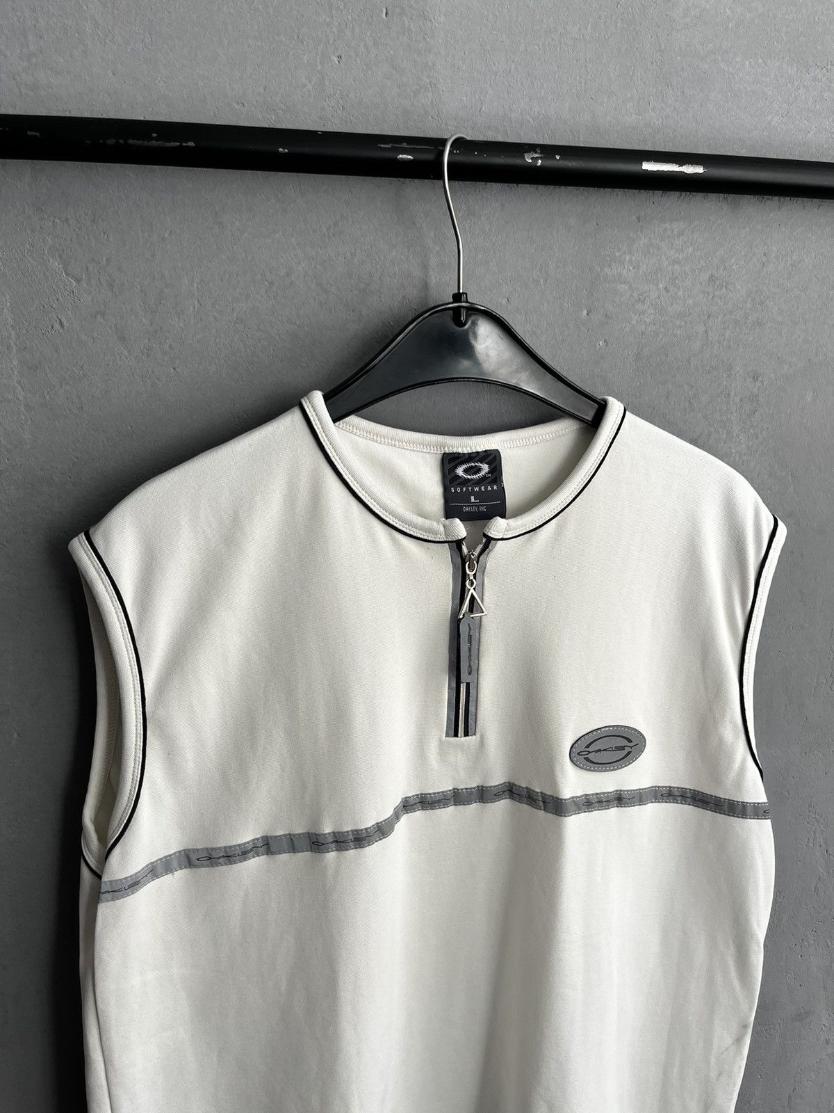 Oakley × Vintage Vintage Oakley Software Reflective Tank Top 90s Size US L / EU 52-54 / 3 - 4 Thumbnail