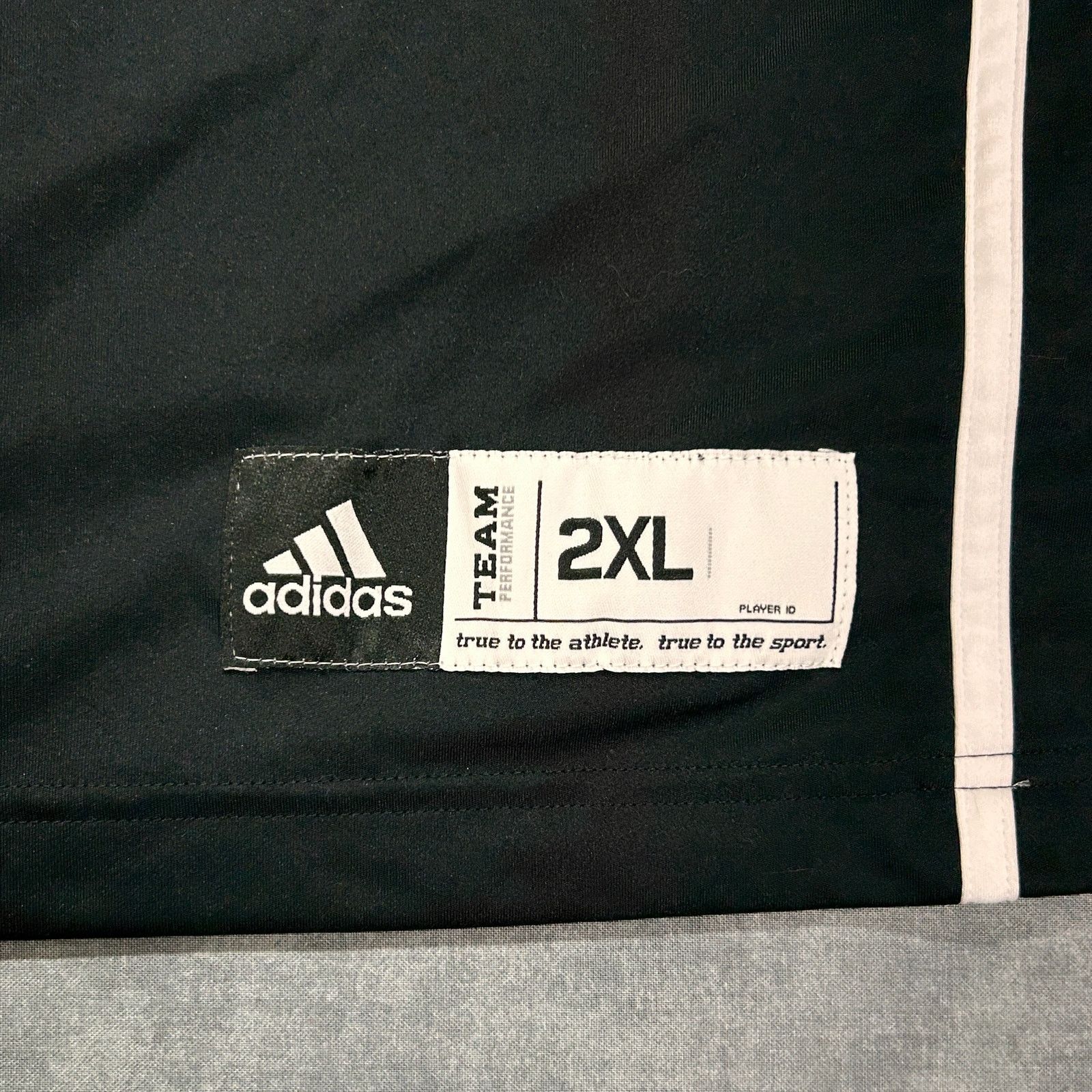 Adidas Y2K Adidas Team Signature basketball practice jersey mns XXL Size US XXL / EU 58 / 5 - 3 Thumbnail
