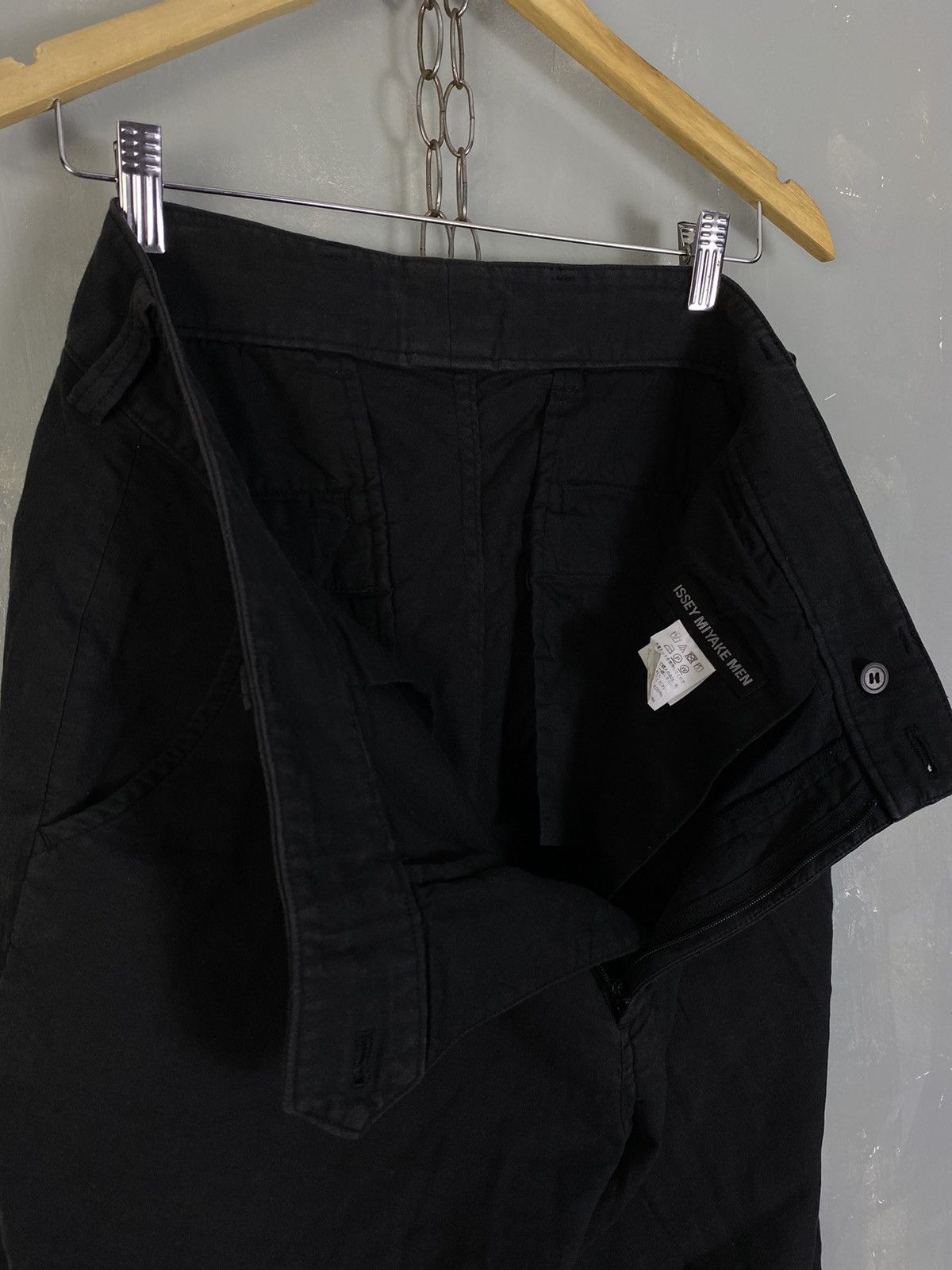 Issey Miyake Issey Miyake Men Ankle Zip Pants Size US 34 / EU 50 - 6 Thumbnail