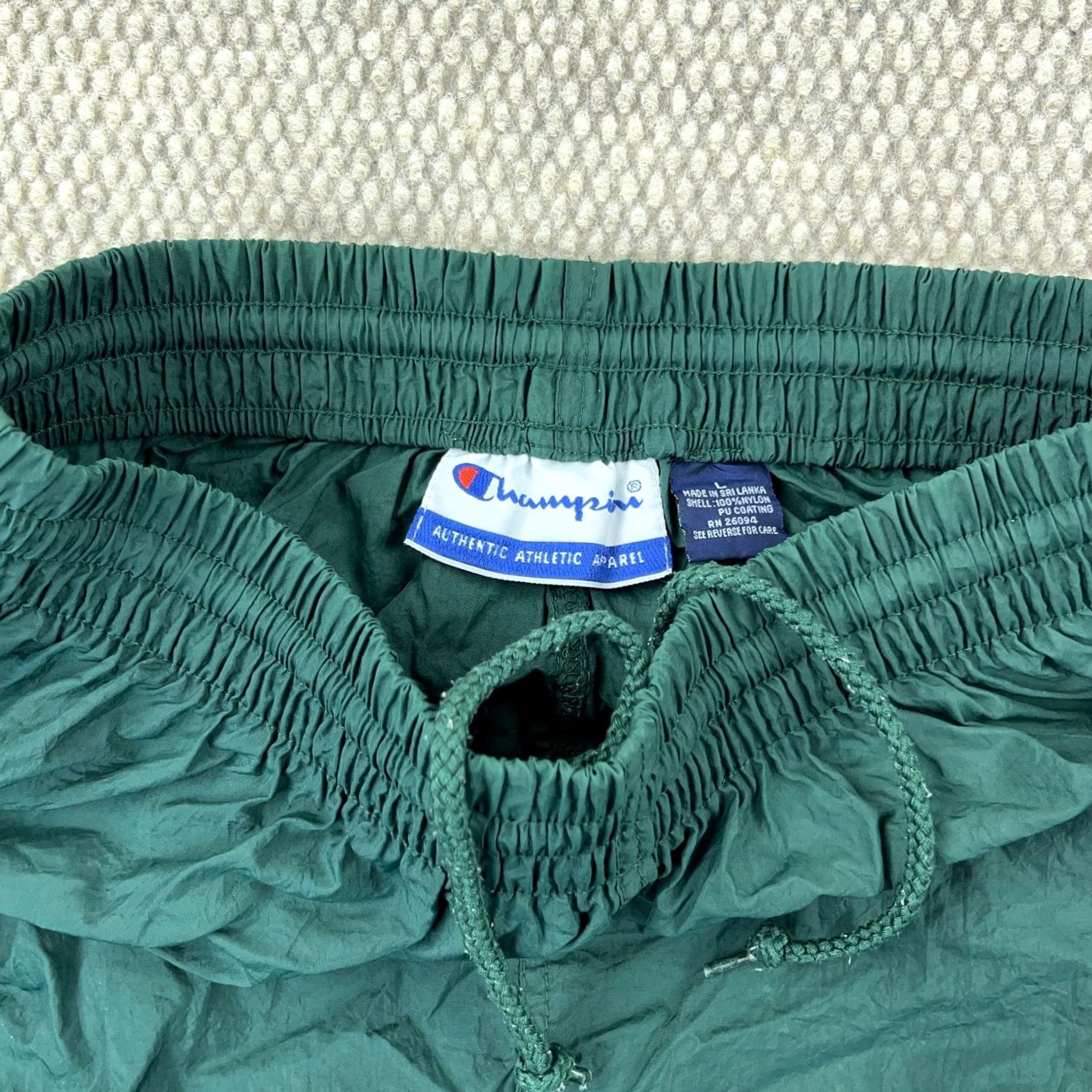 Champion VINTAGE Champion Pants Men M Green Windbreakers Track Pants Regular Size US 31 - 4 Thumbnail