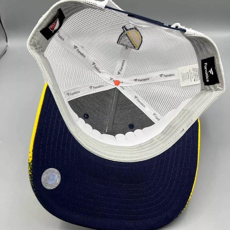 Other Los Angeles LA Galaxy Trucker Hat Men Fanatics MLS Snap Back Size ONE SIZE - 5 Thumbnail